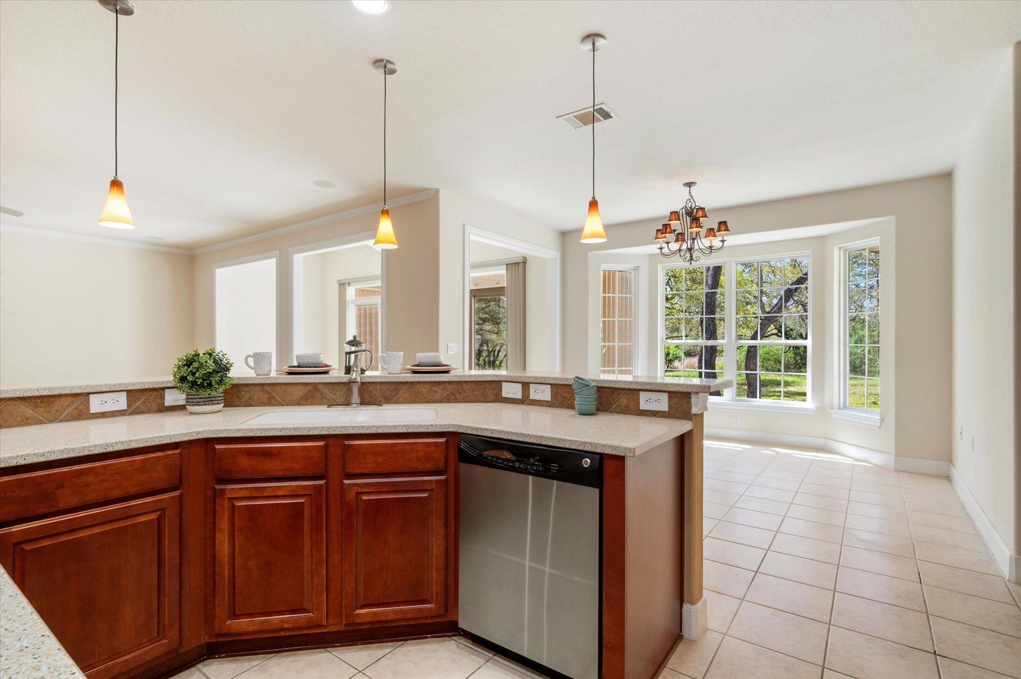 304 San Saba Dr, Georgetown, TX 78633