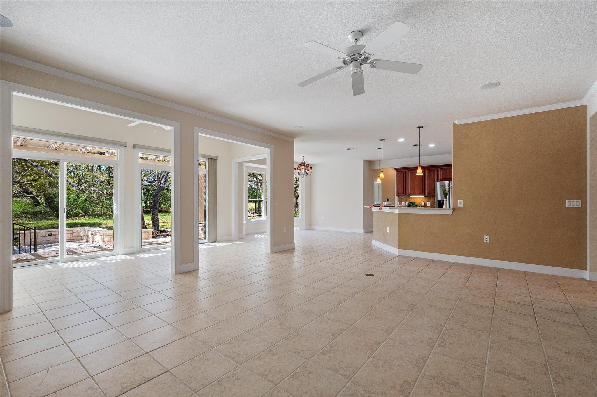 304 San Saba Dr, Georgetown, TX 78633