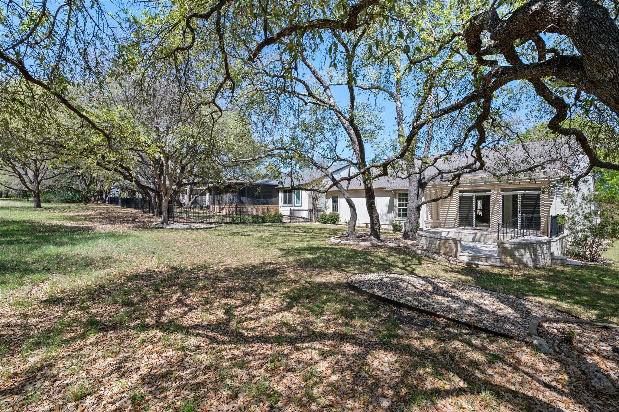 304 San Saba Dr, Georgetown, TX 78633