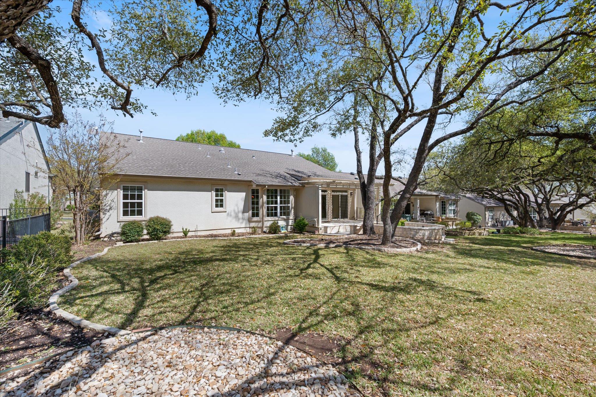 304 San Saba Dr, Georgetown, TX 78633