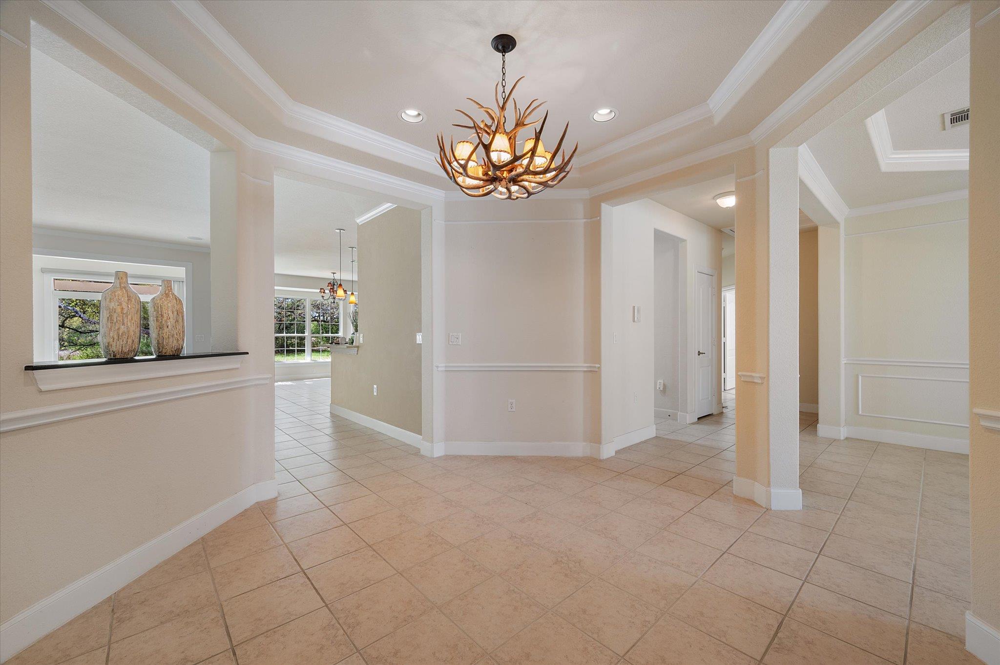 304 San Saba Dr, Georgetown, TX 78633