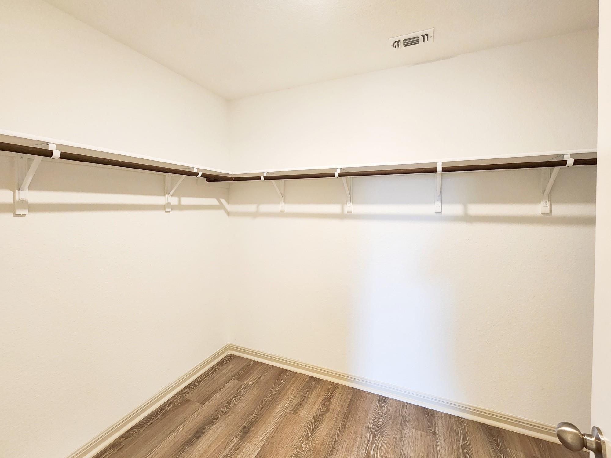 126 Fort Clark Springs Ln, Hutto, TX 78634