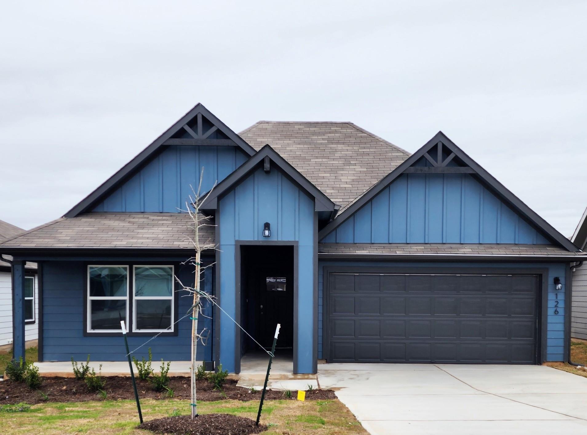 126 Fort Clark Springs Ln, Hutto, TX 78634