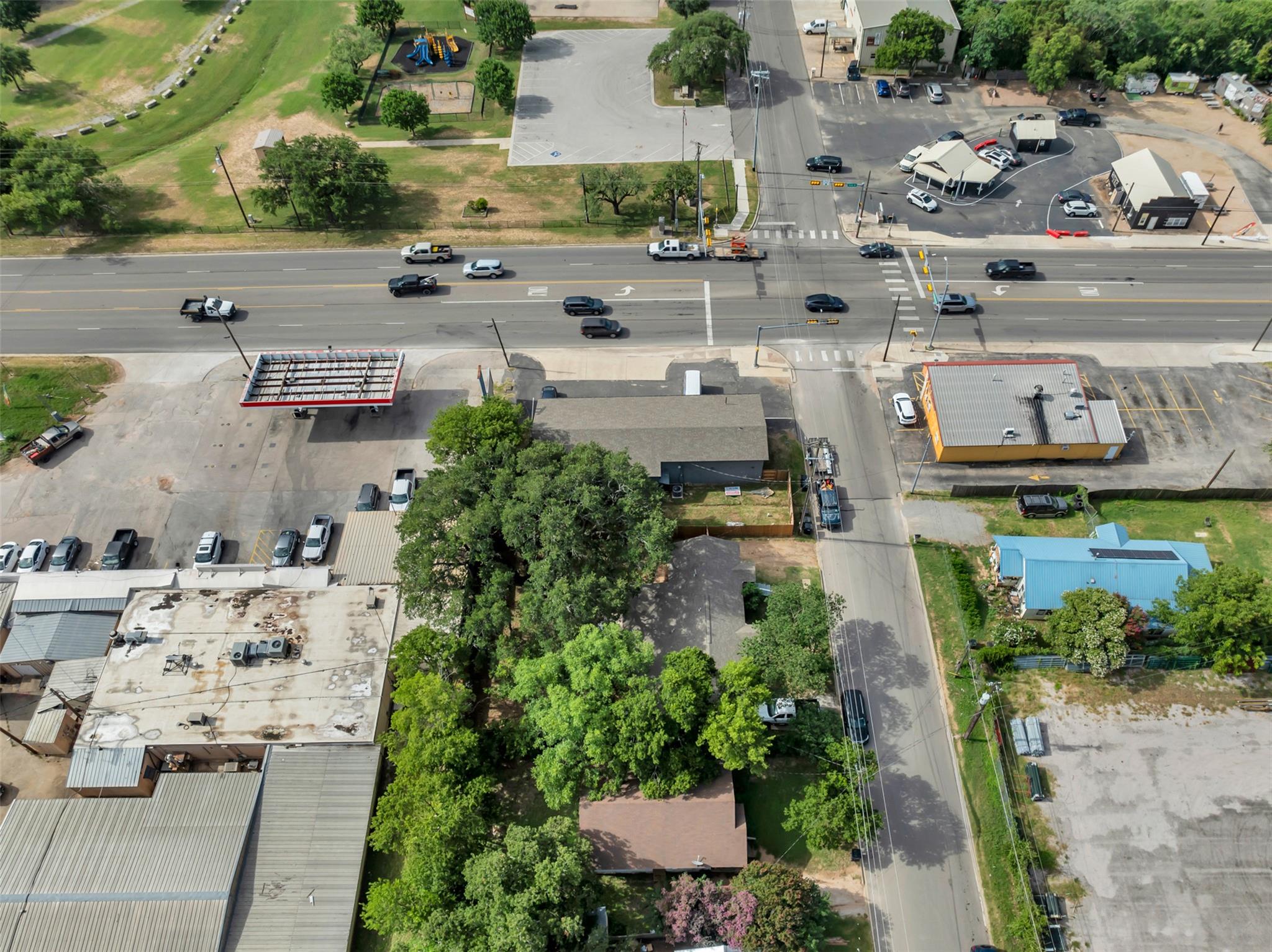 700 E Polk St, Burnet, TX 78611