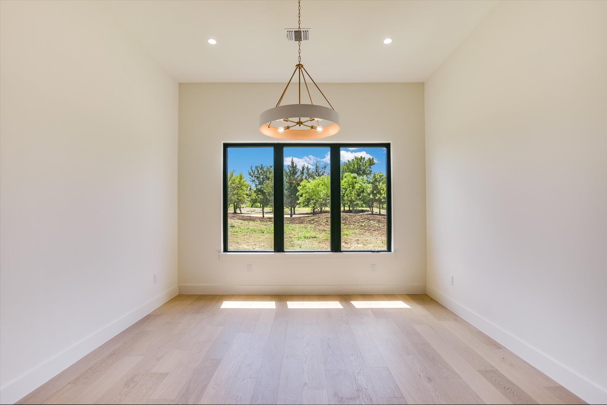 121 Azalea Loop, Horseshoe Bay, TX 78657