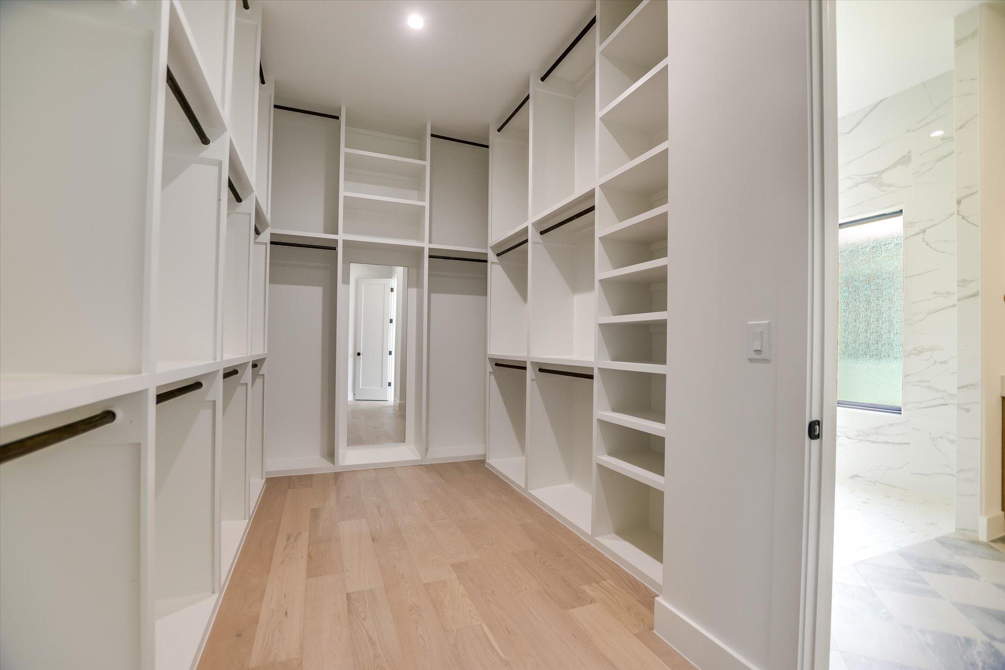 121 Azalea Loop, Horseshoe Bay, TX 78657