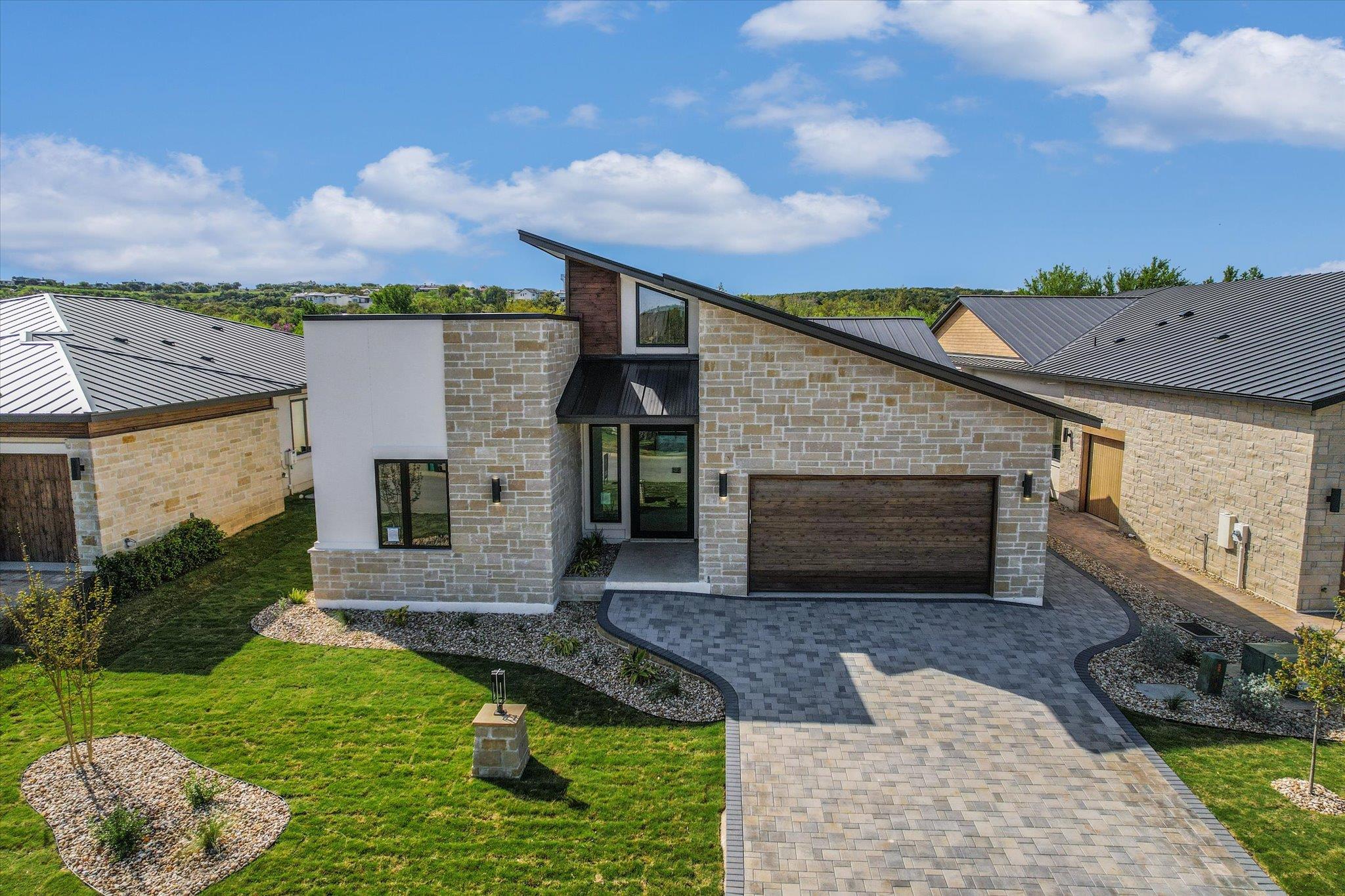 121 Azalea Loop, Horseshoe Bay, TX 78657