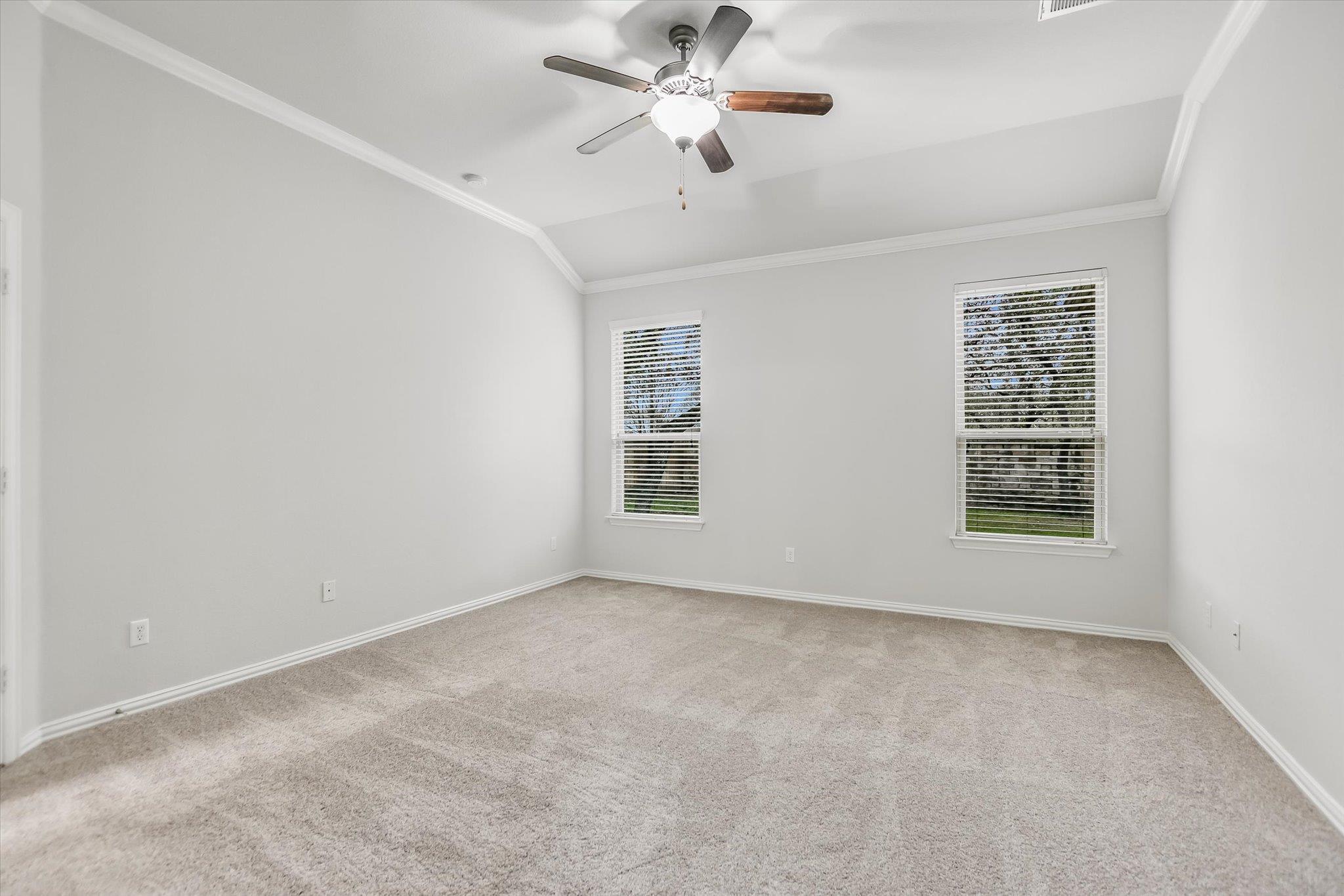 3741 BAINBRIDGE St, Round Rock, TX 78681