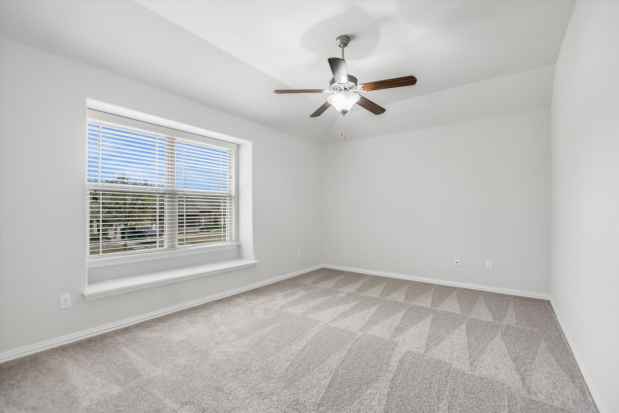 3741 BAINBRIDGE St, Round Rock, TX 78681