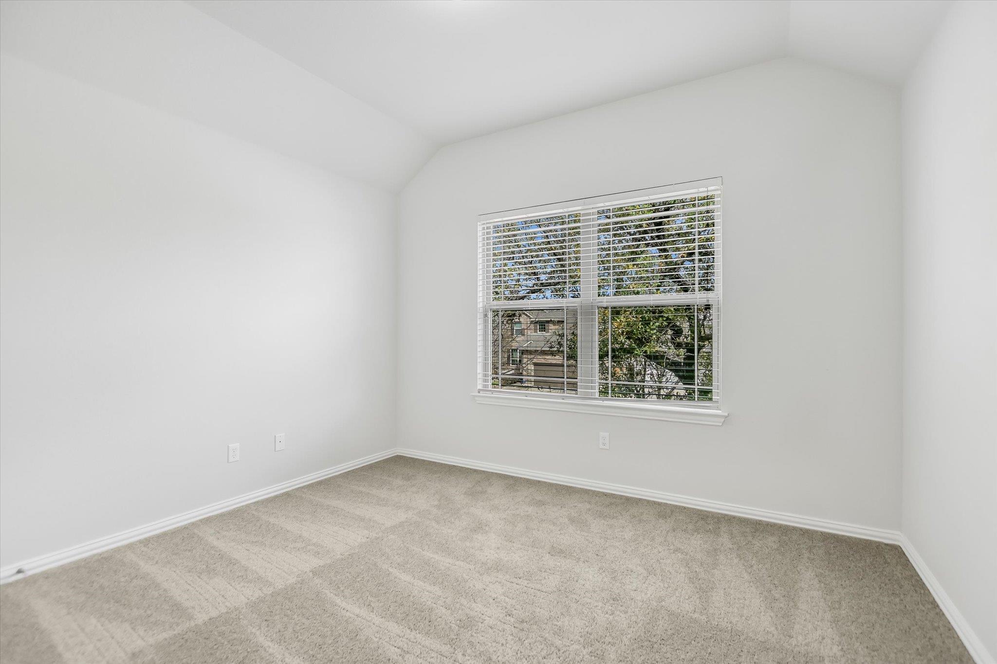 3741 BAINBRIDGE St, Round Rock, TX 78681