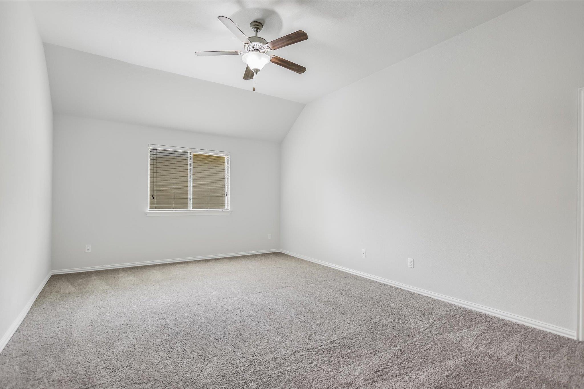 3741 BAINBRIDGE St, Round Rock, TX 78681