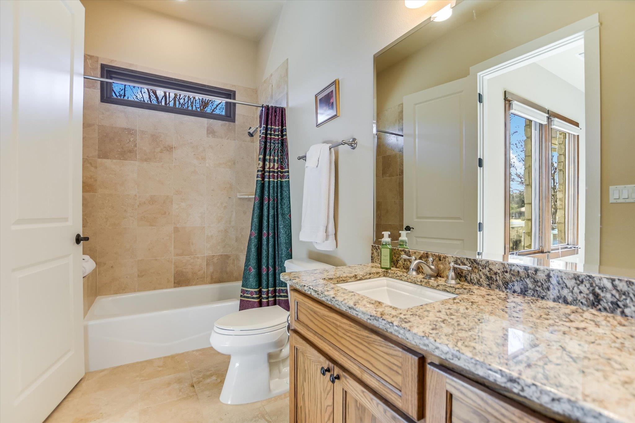 2506 Sailpoint Dr, Spicewood, TX 78669