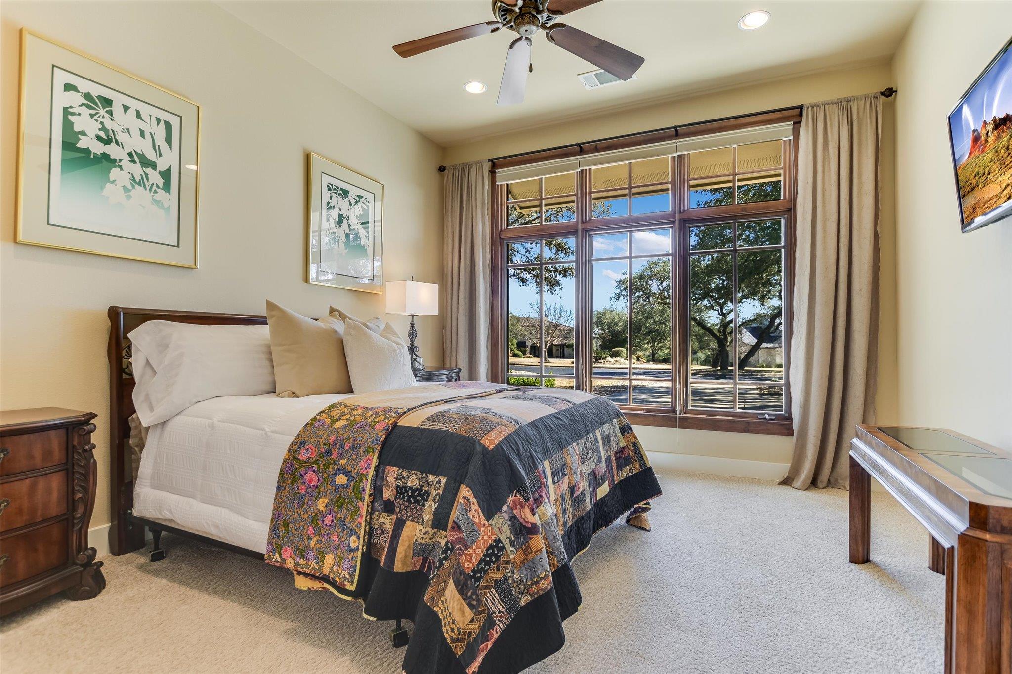 2506 Sailpoint Dr, Spicewood, TX 78669