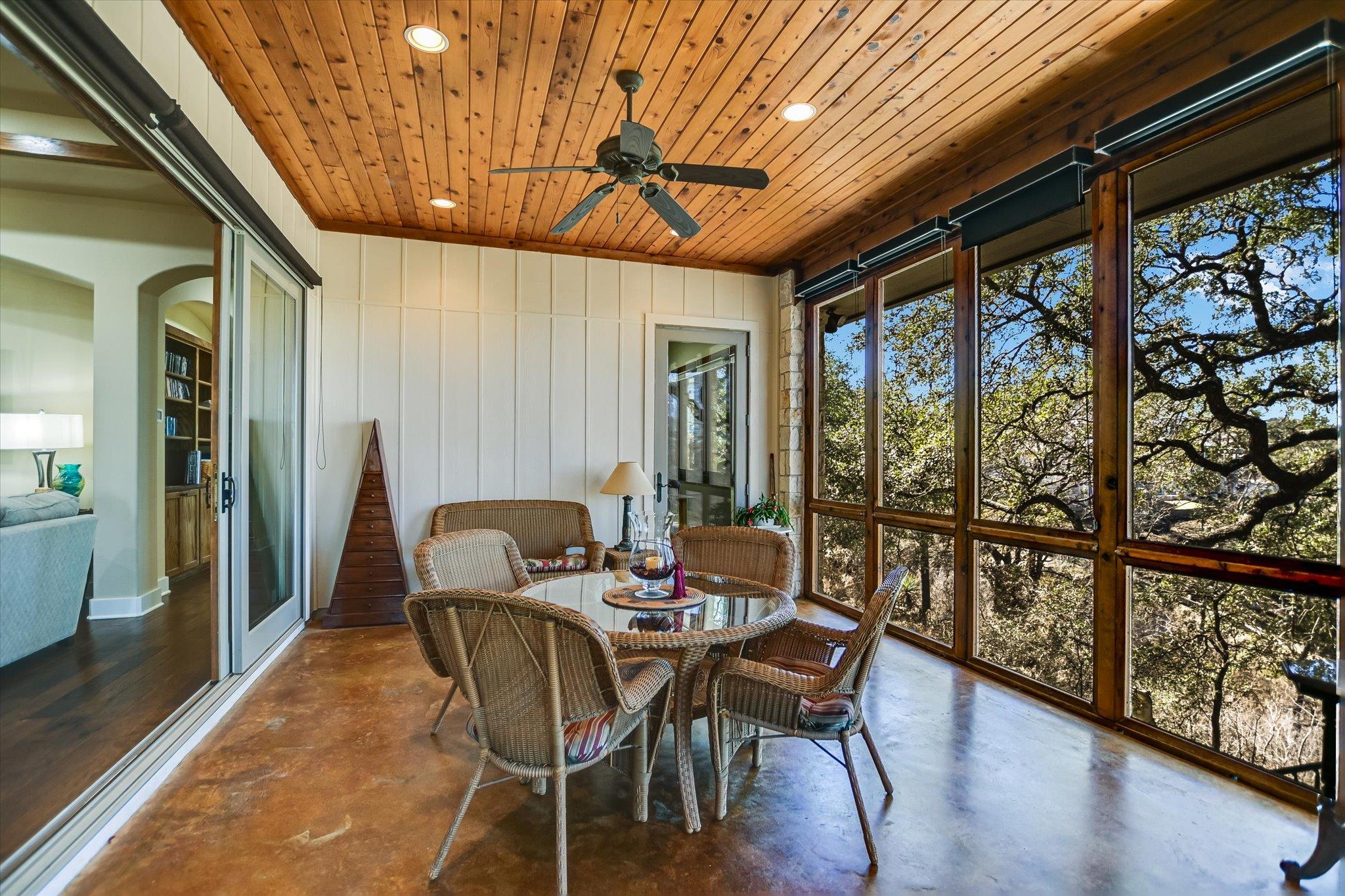 2506 Sailpoint Dr, Spicewood, TX 78669