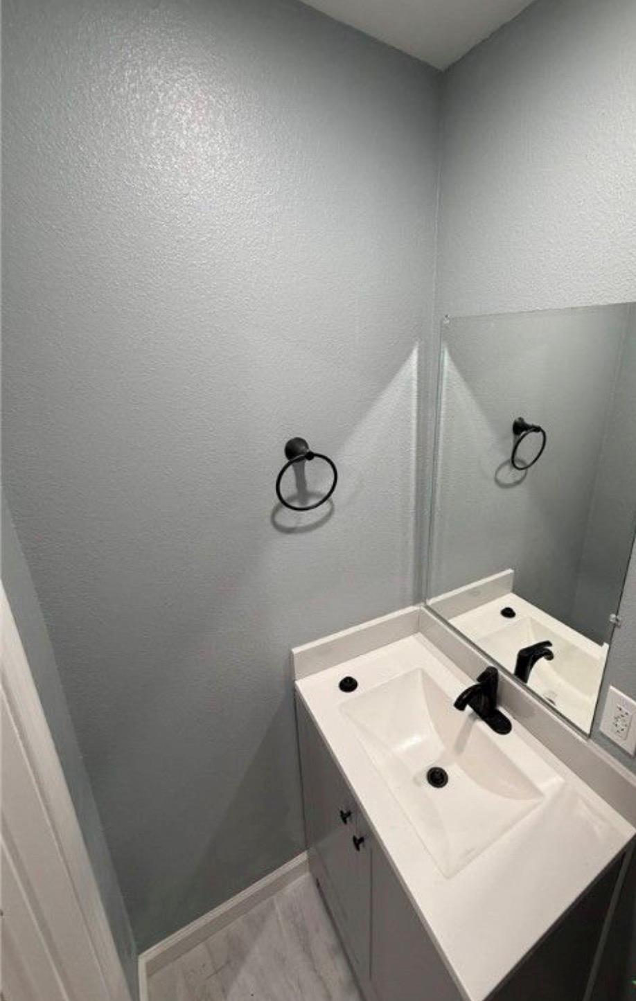 1300 N 2nd St, Killeen, TX 76541