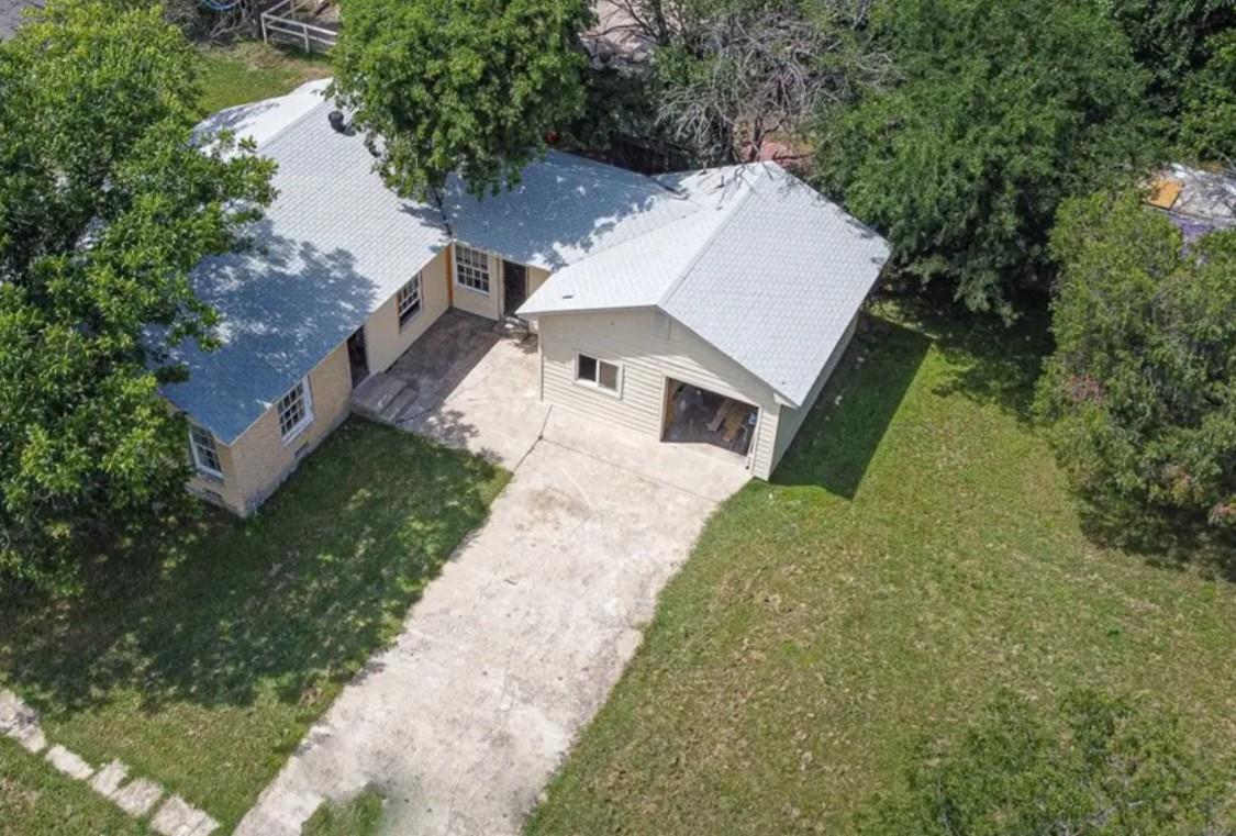 1300 N 2nd St, Killeen, TX 76541