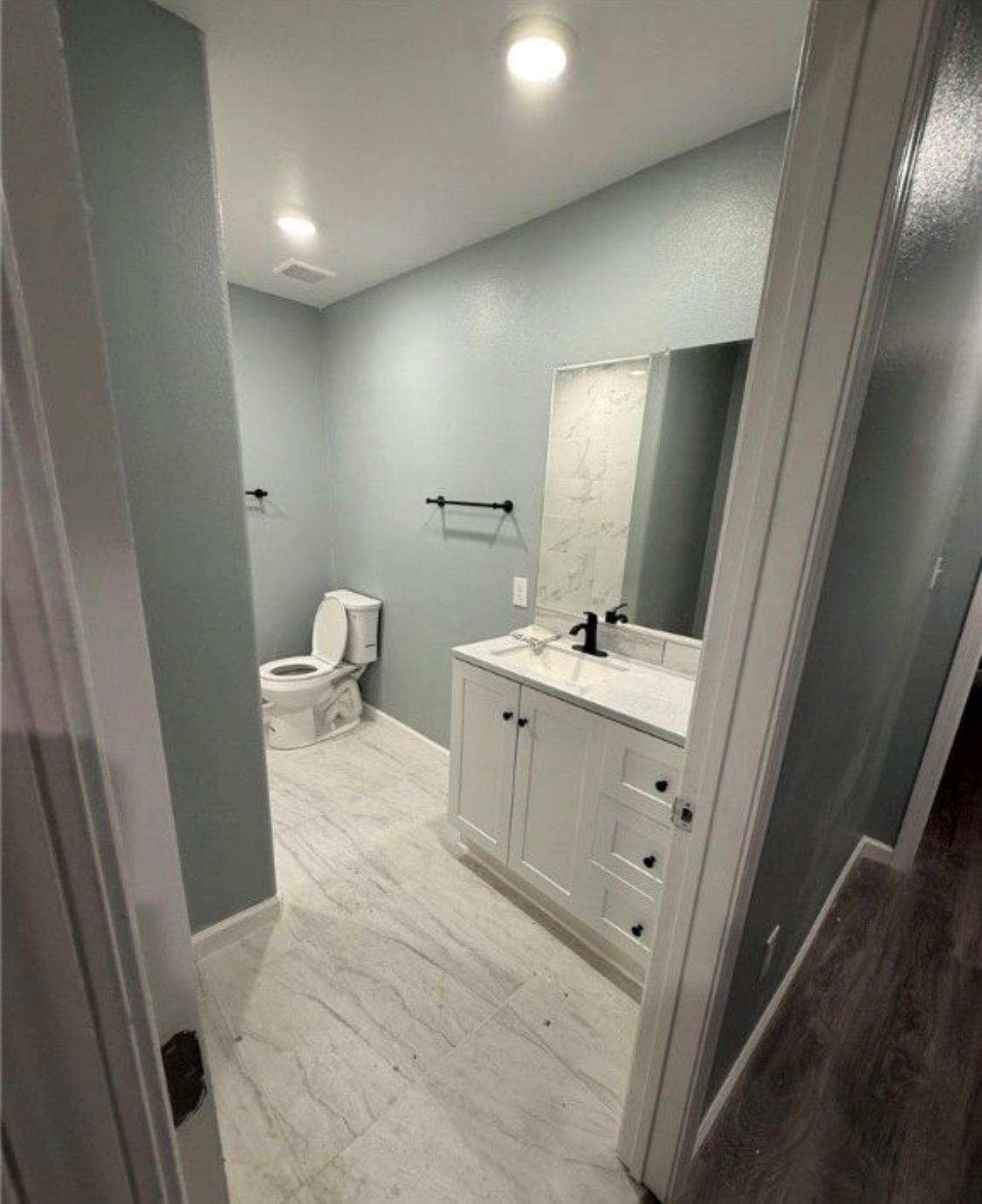 1300 N 2nd St, Killeen, TX 76541