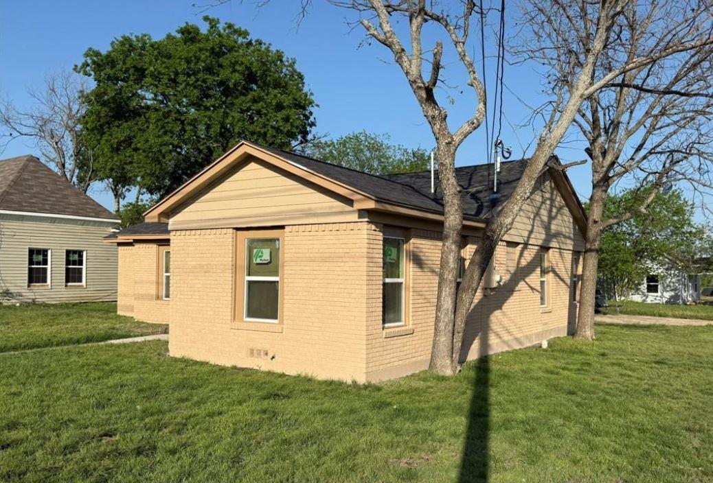 1300 N 2nd St, Killeen, TX 76541