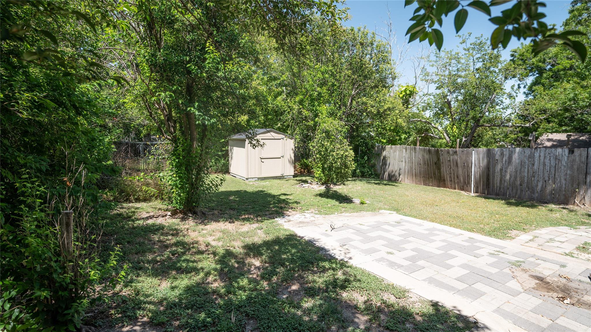 106 W Hoopes Ave, Pflugerville, TX 78660