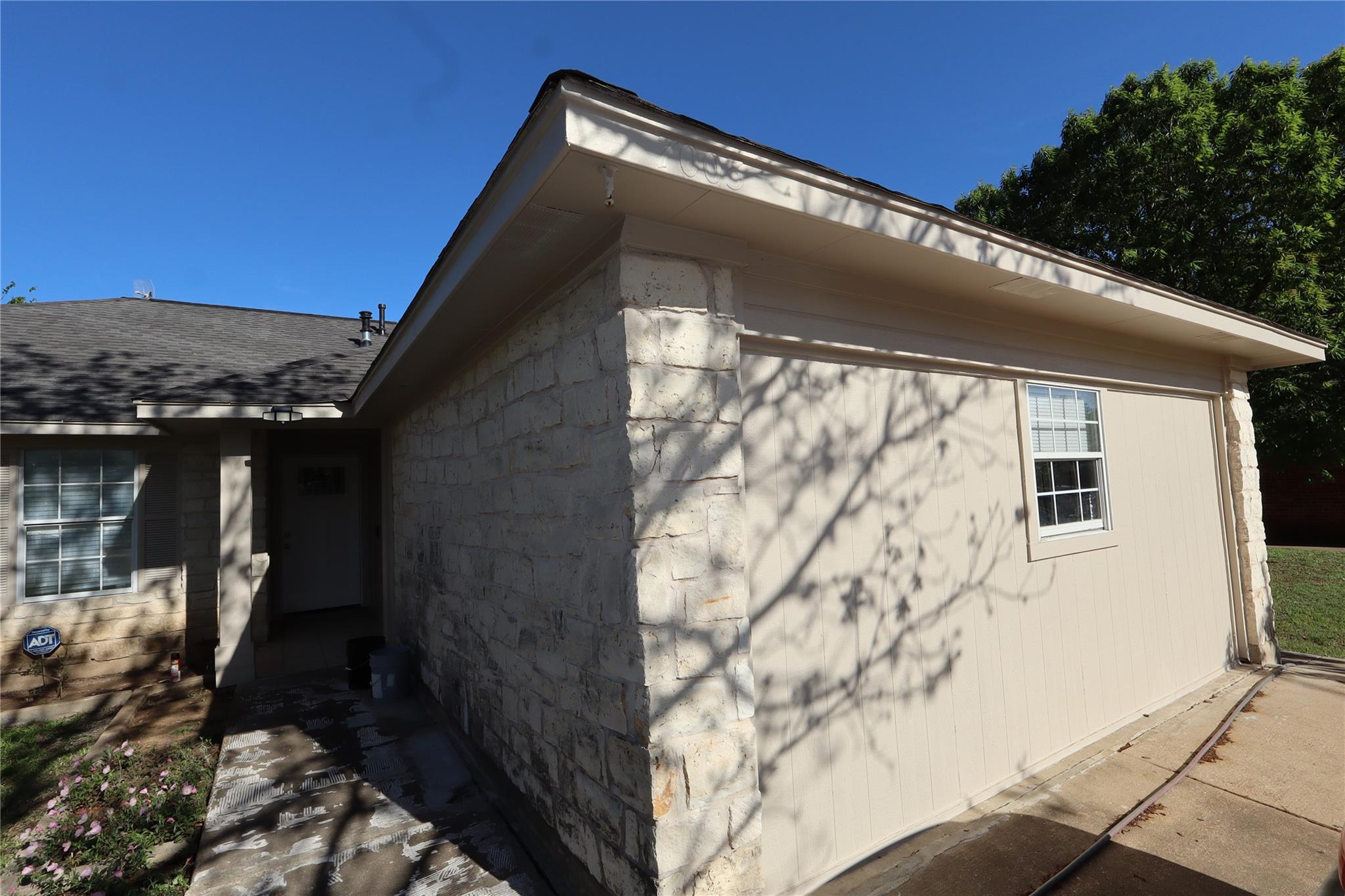 7003 Apperson St, Del Valle, TX 78617