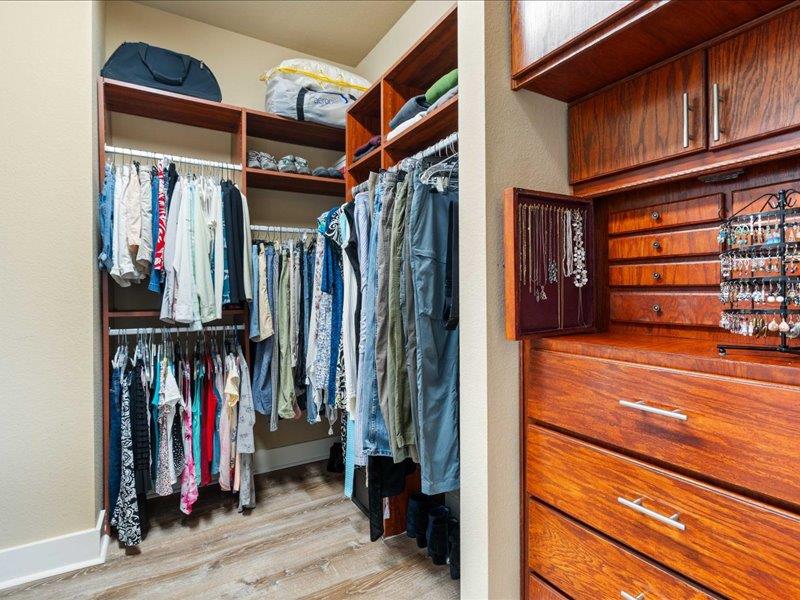 2930 Grand Oaks Loop # 604, Cedar Park, TX 78613