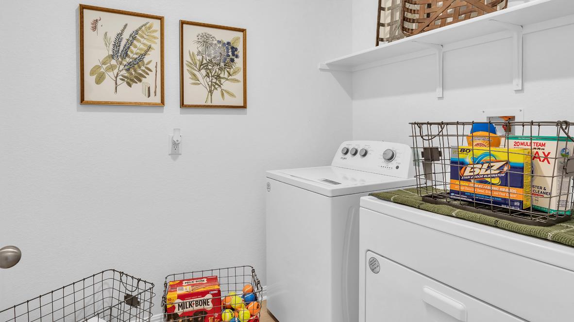 288 MUSTANG LAKE Cir, Buda, TX 78610