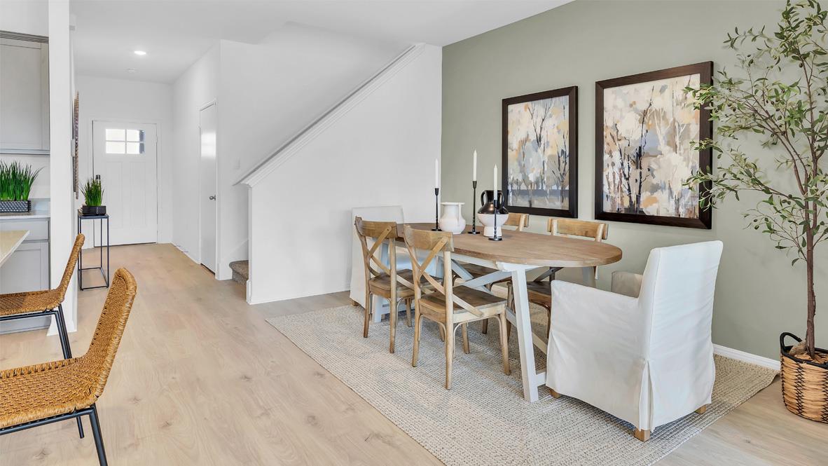 288 MUSTANG LAKE Cir, Buda, TX 78610