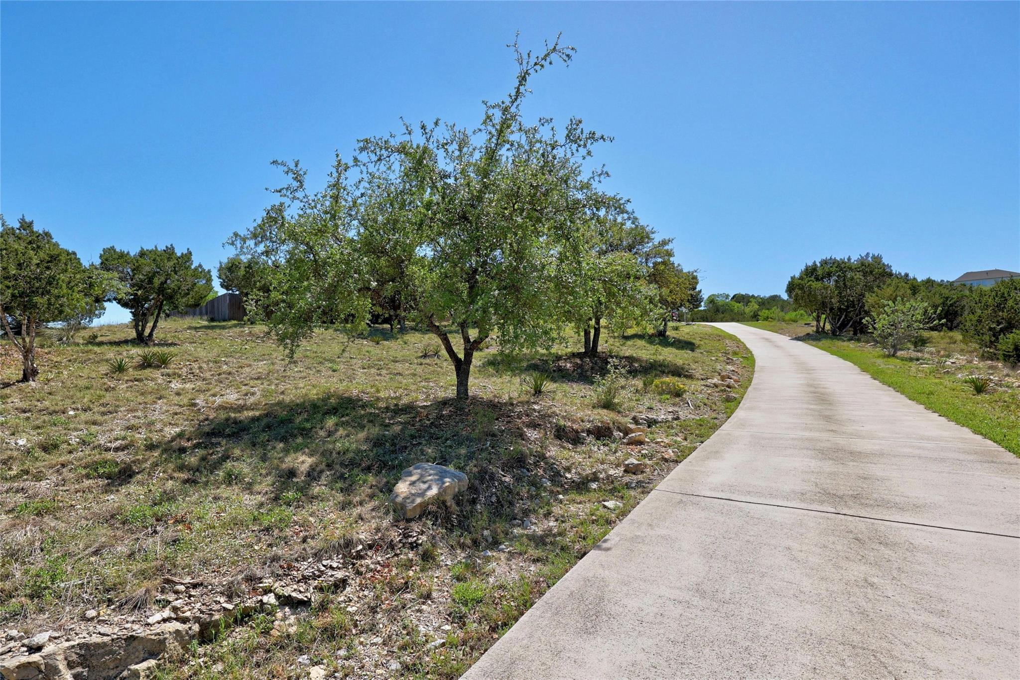 20117 HAYSTACK Cv, Spicewood, TX 78669
