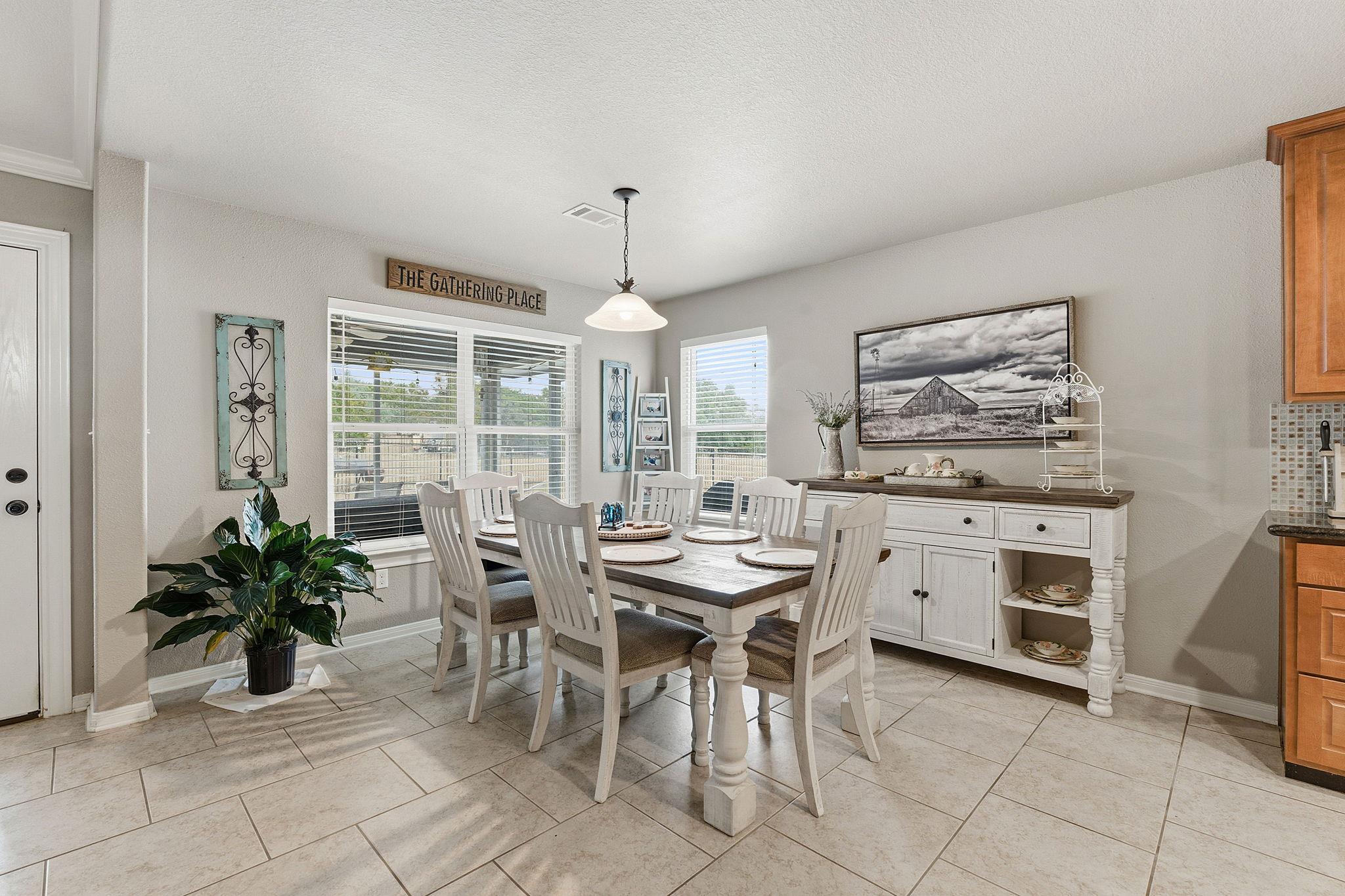 8 Stone Creek Cir, Wimberley, TX 78676