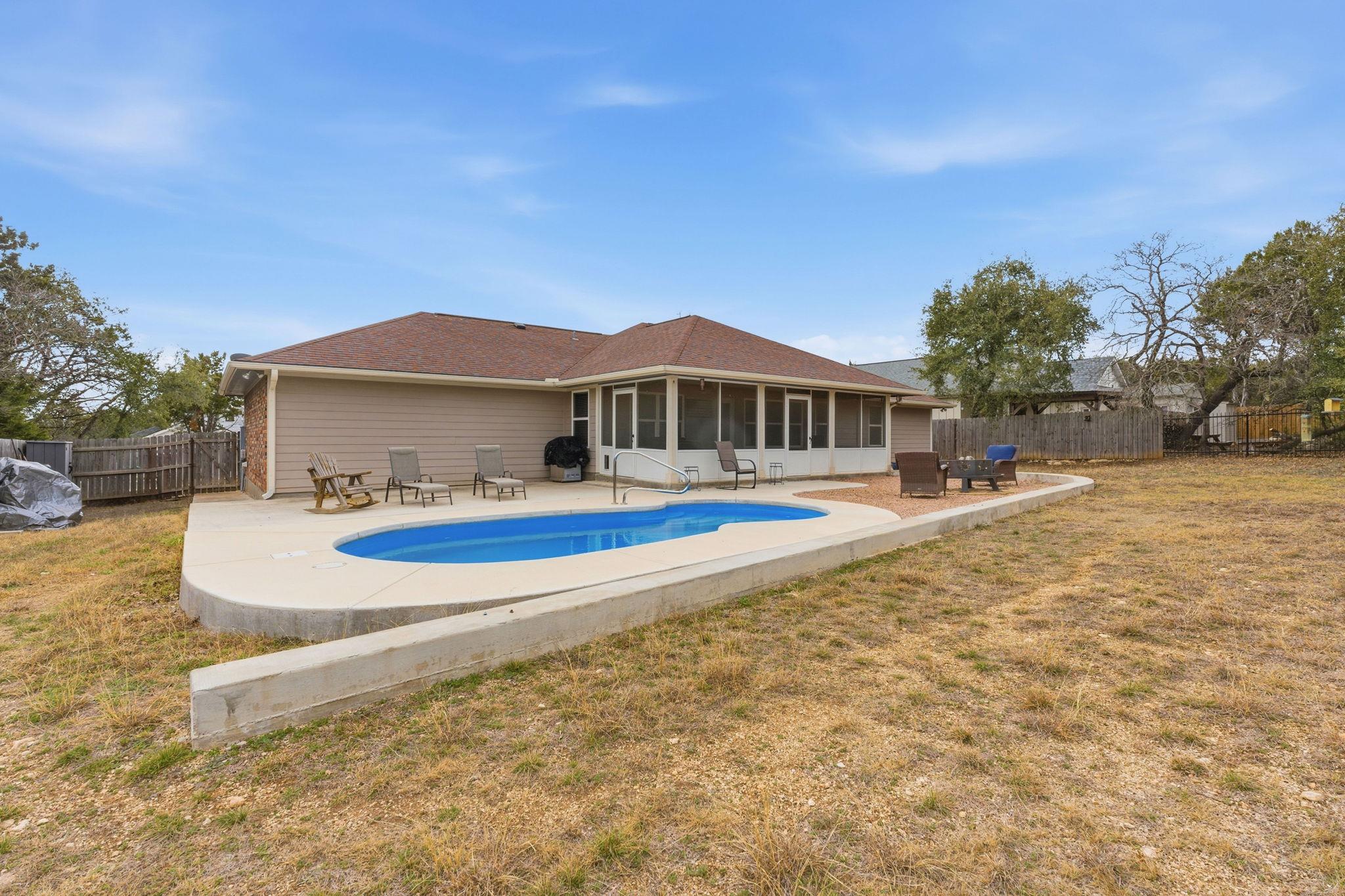 8 Stone Creek Cir, Wimberley, TX 78676