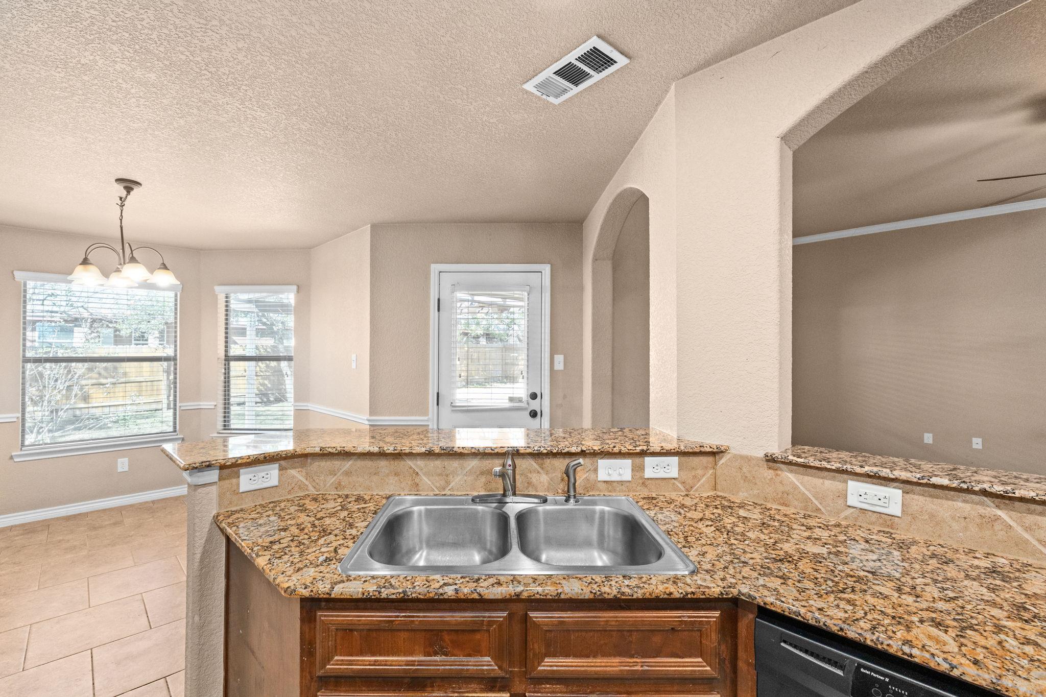 707 Brooklyn Kay Dr, Killeen, TX 76542