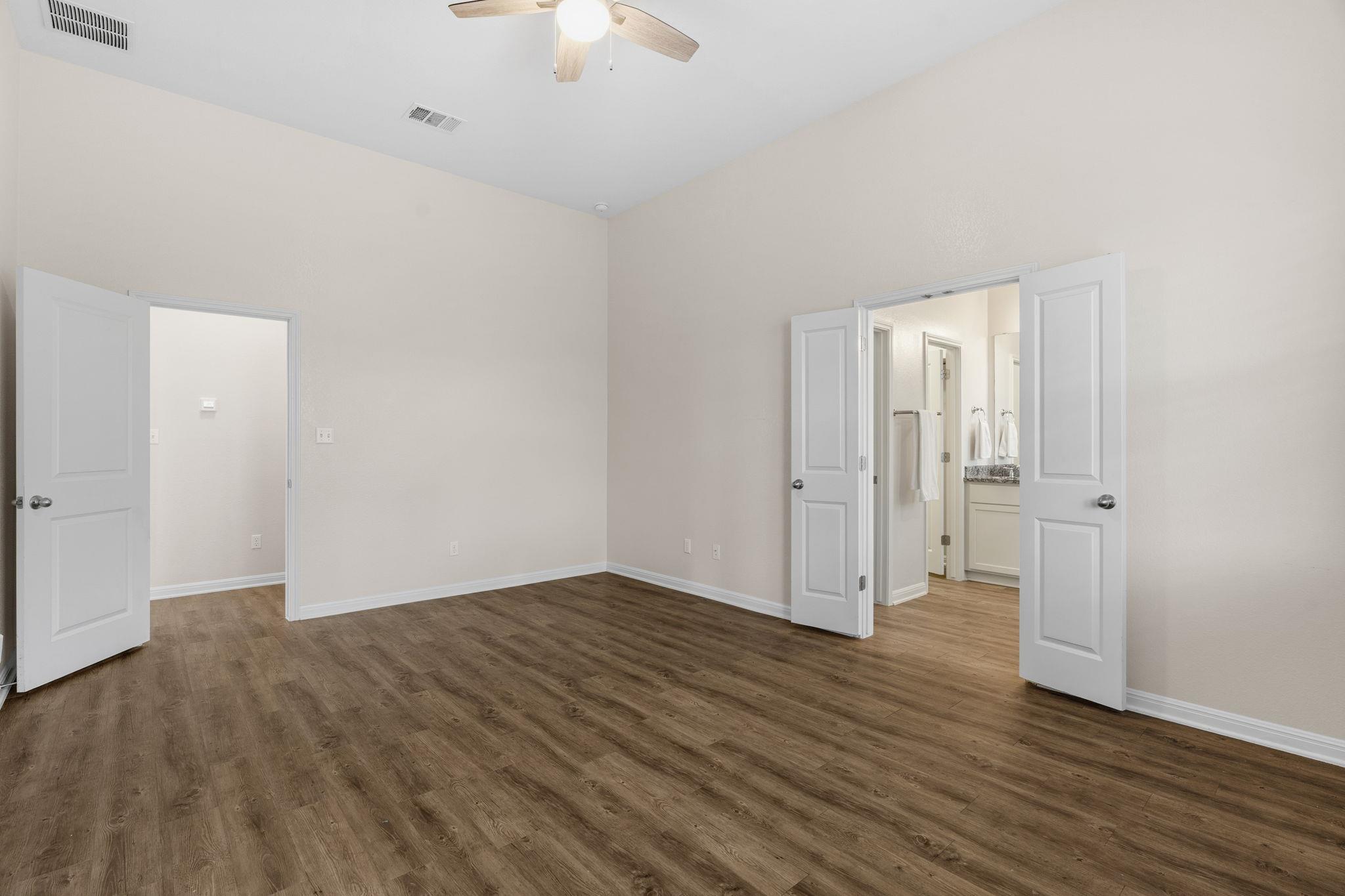 235 Sage Holw S, Dripping Springs, TX 78620