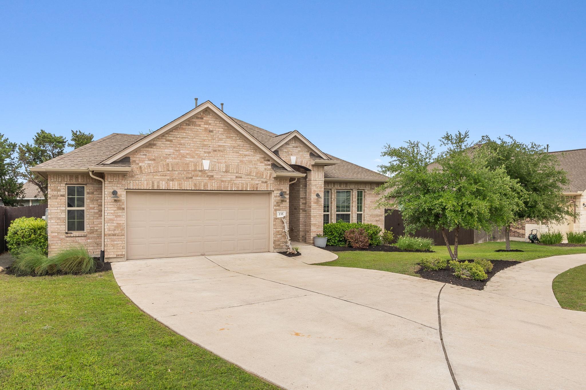 235 Sage Holw S, Dripping Springs, TX 78620