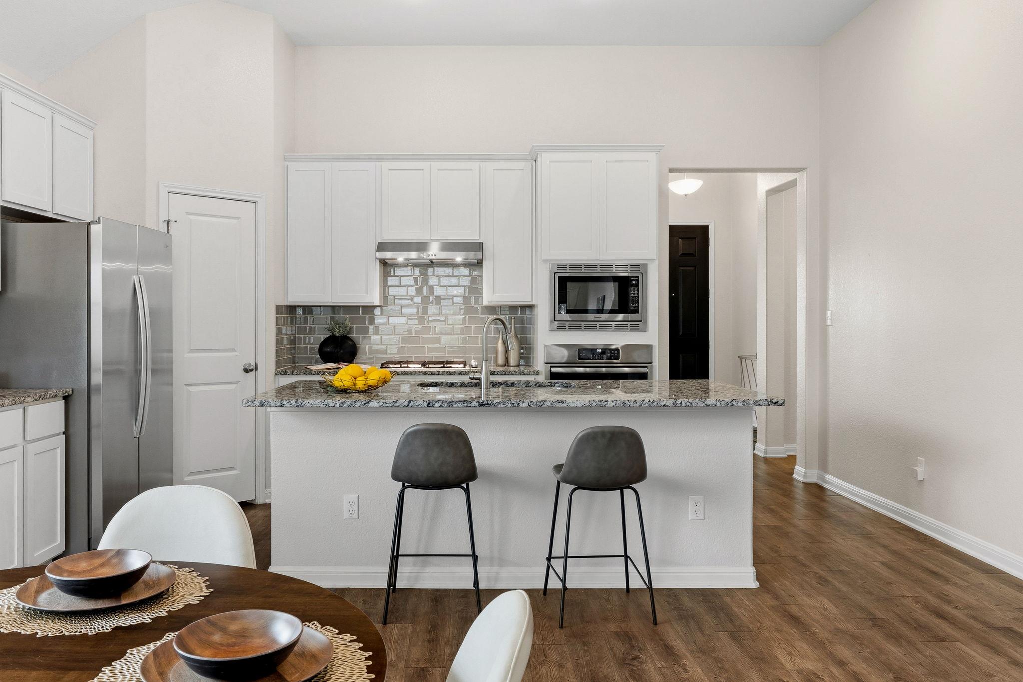 235 Sage Holw S, Dripping Springs, TX 78620