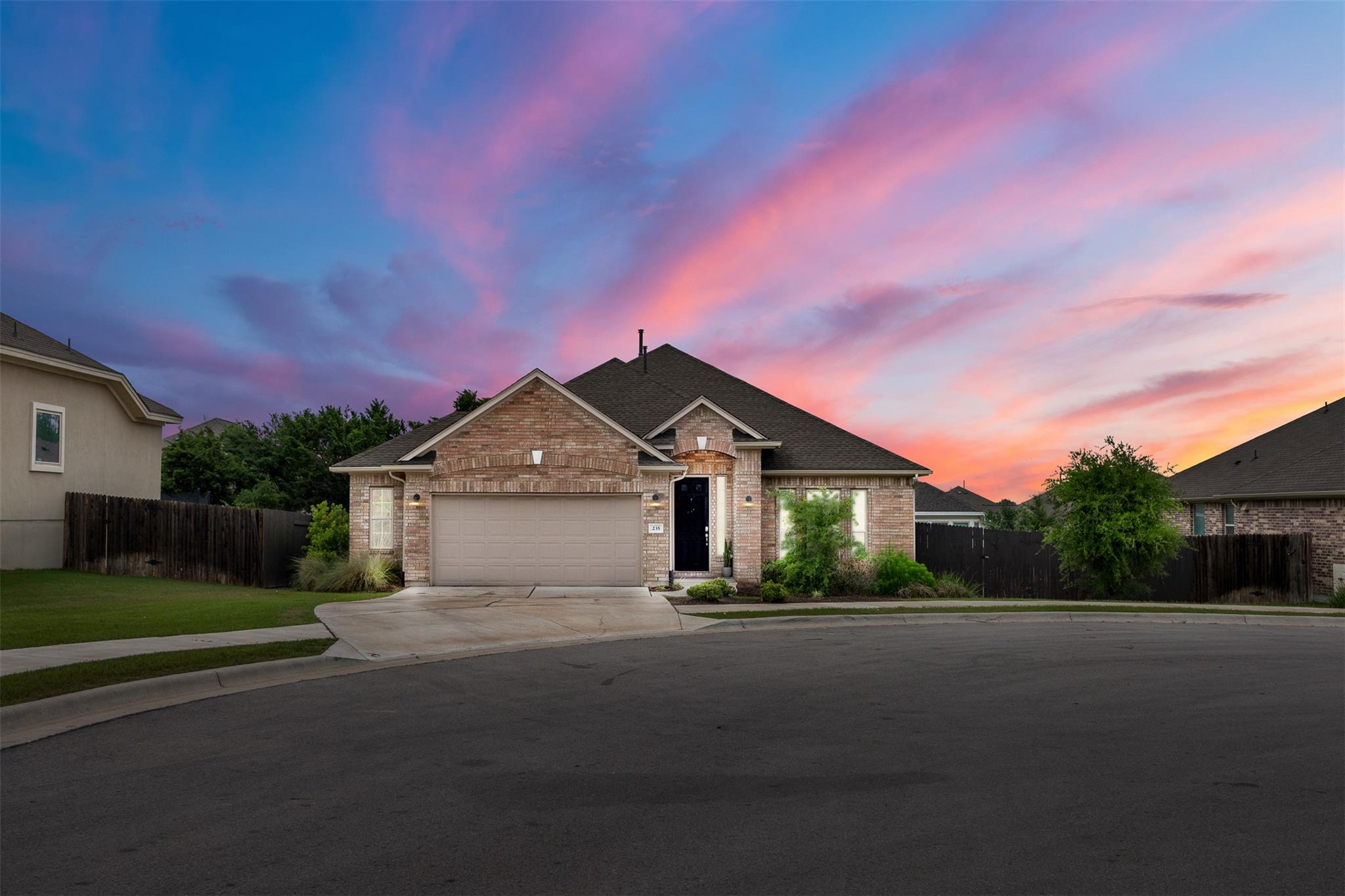 235 Sage Holw S, Dripping Springs, TX 78620