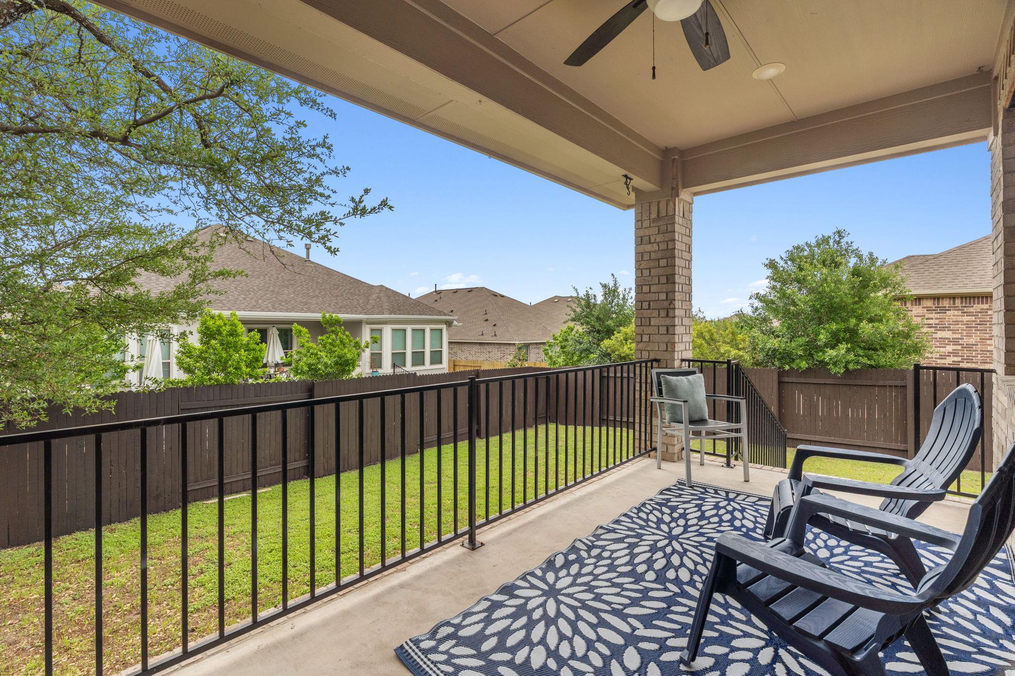 235 Sage Holw S, Dripping Springs, TX 78620