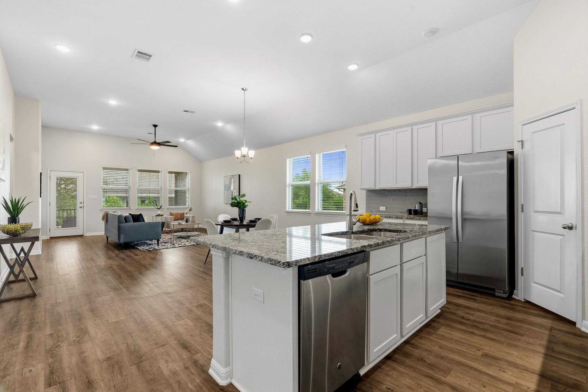 235 Sage Holw S, Dripping Springs, TX 78620