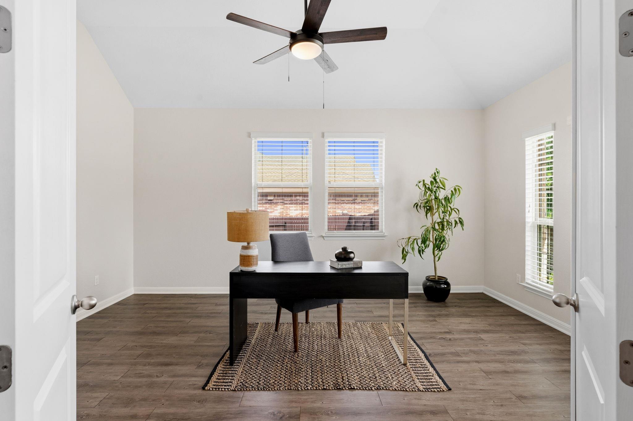 235 Sage Holw S, Dripping Springs, TX 78620