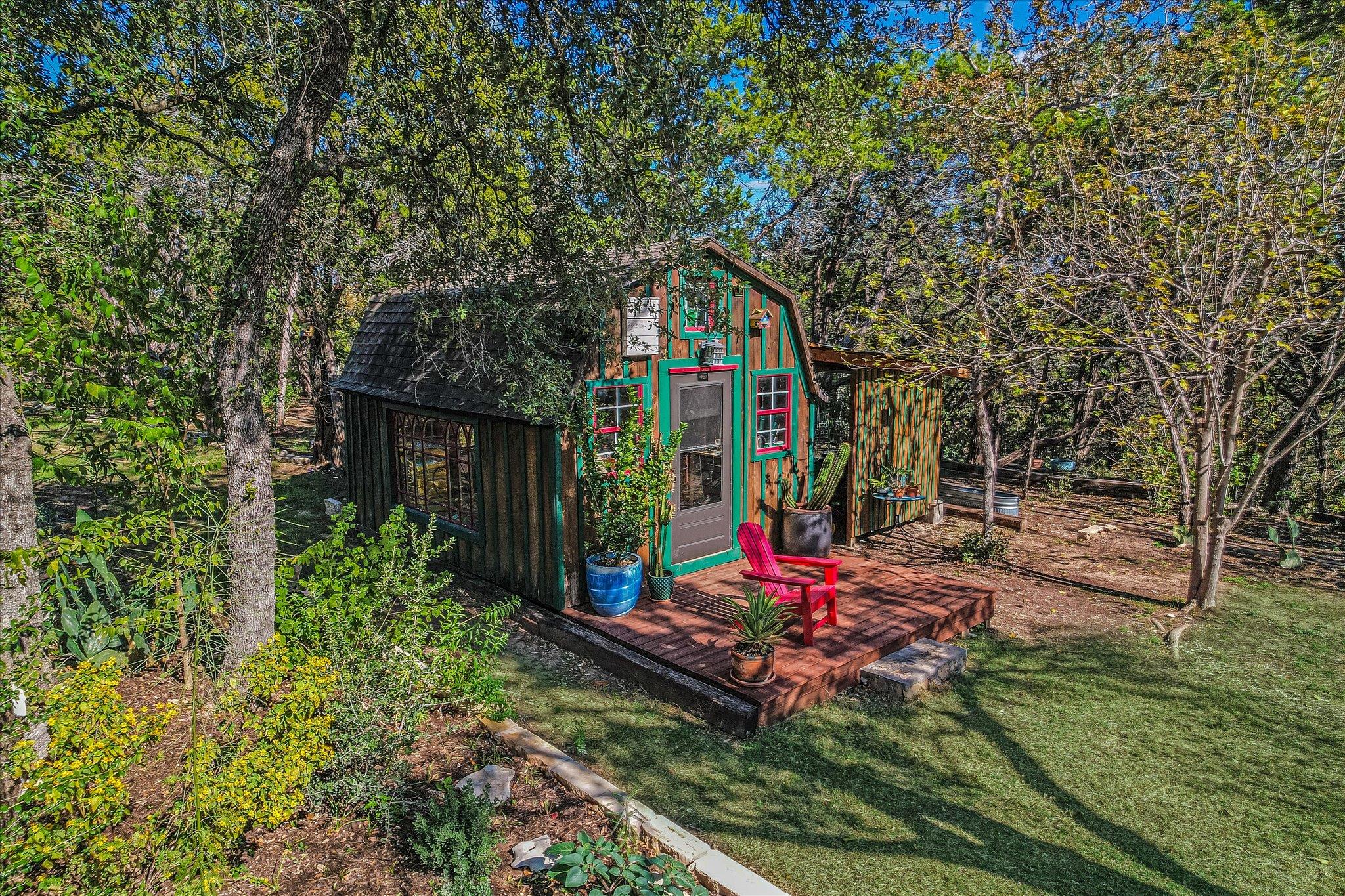 601 Crystal Creek Dr, Austin, TX 78746