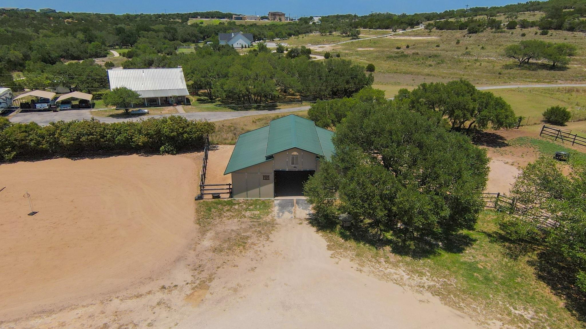 550 Hays Country Acres Rd, Dripping Springs, TX 78620