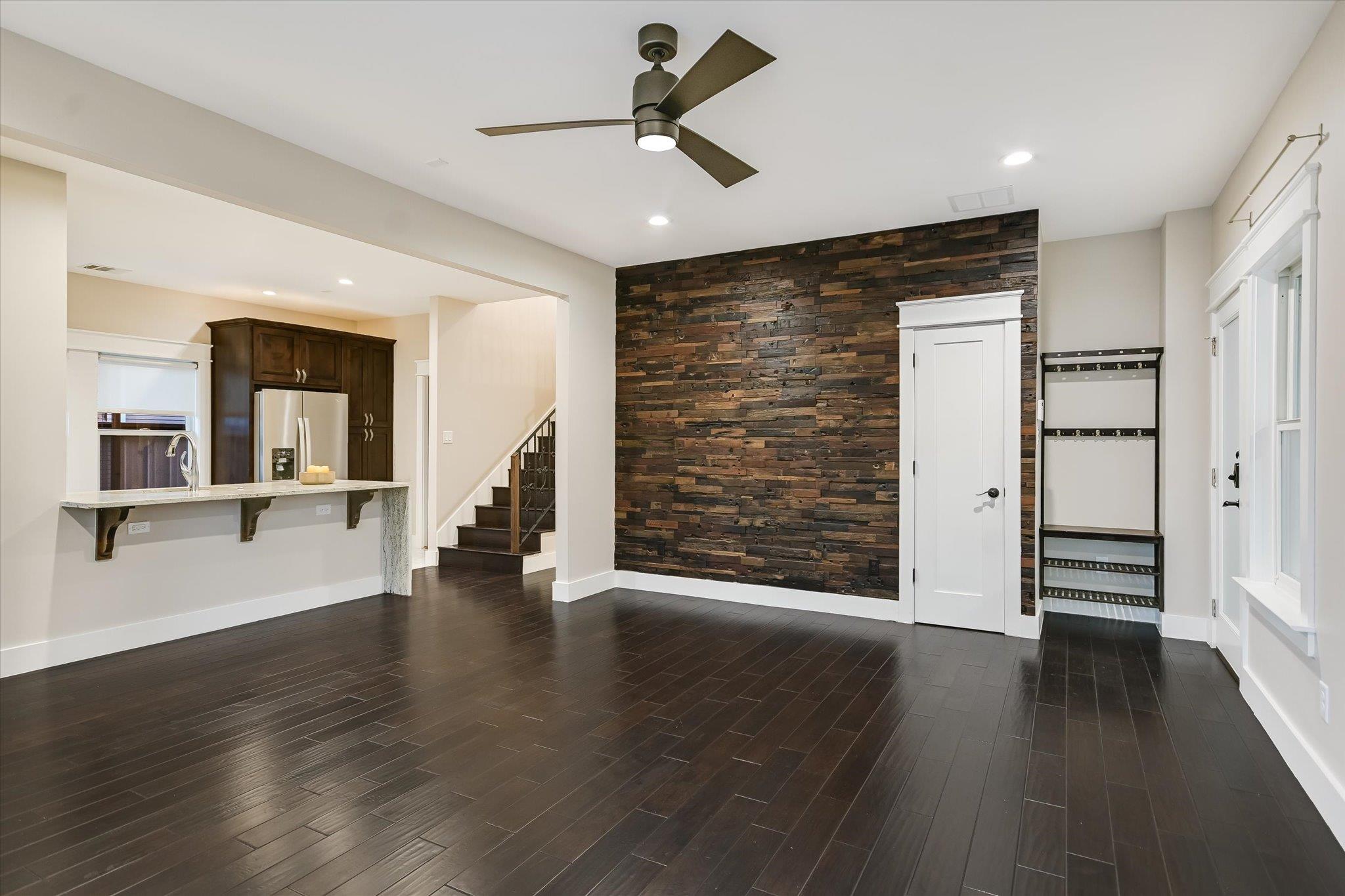 1613 Willow St, Austin, TX 78702