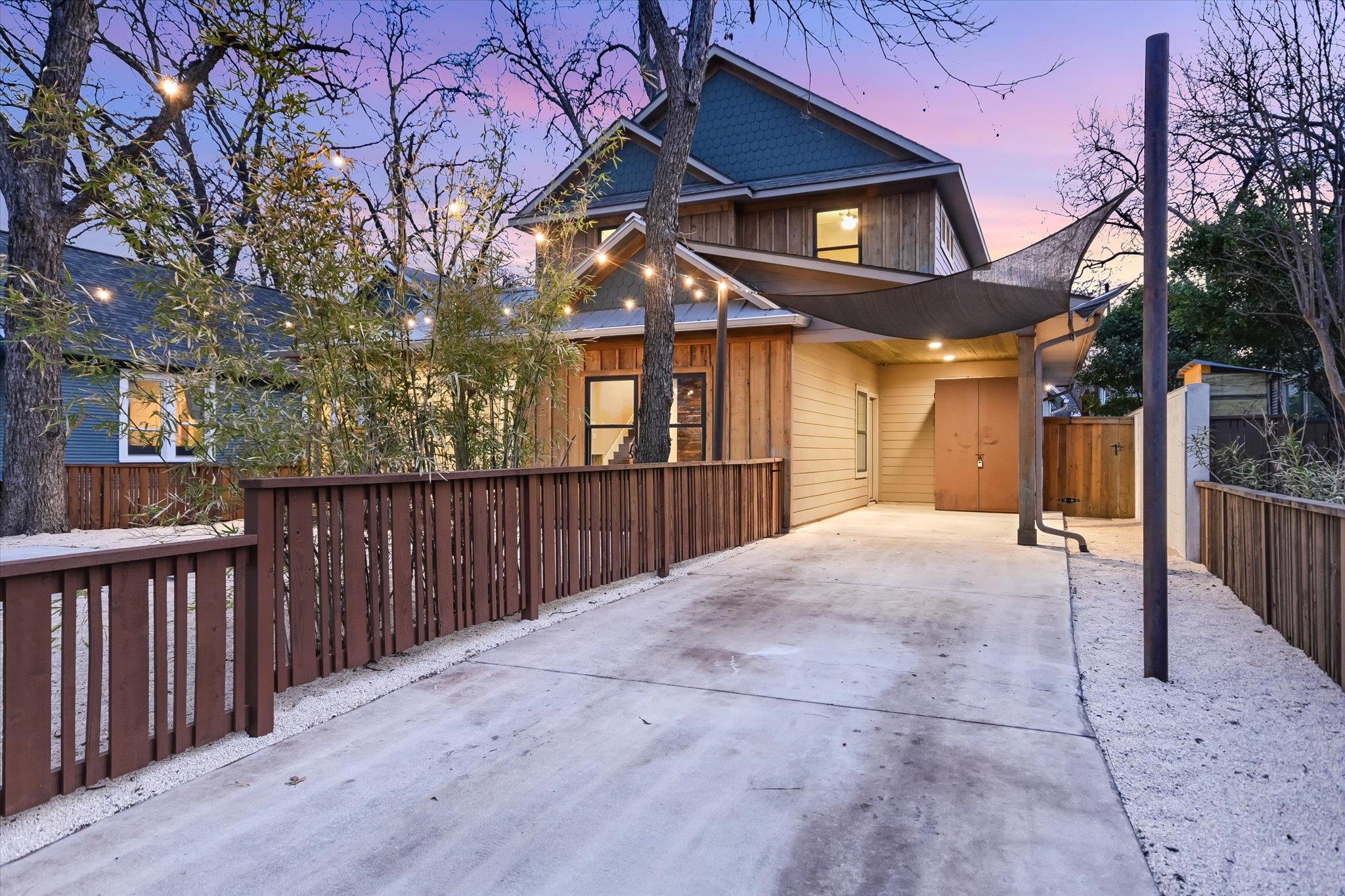 1613 Willow St, Austin, TX 78702