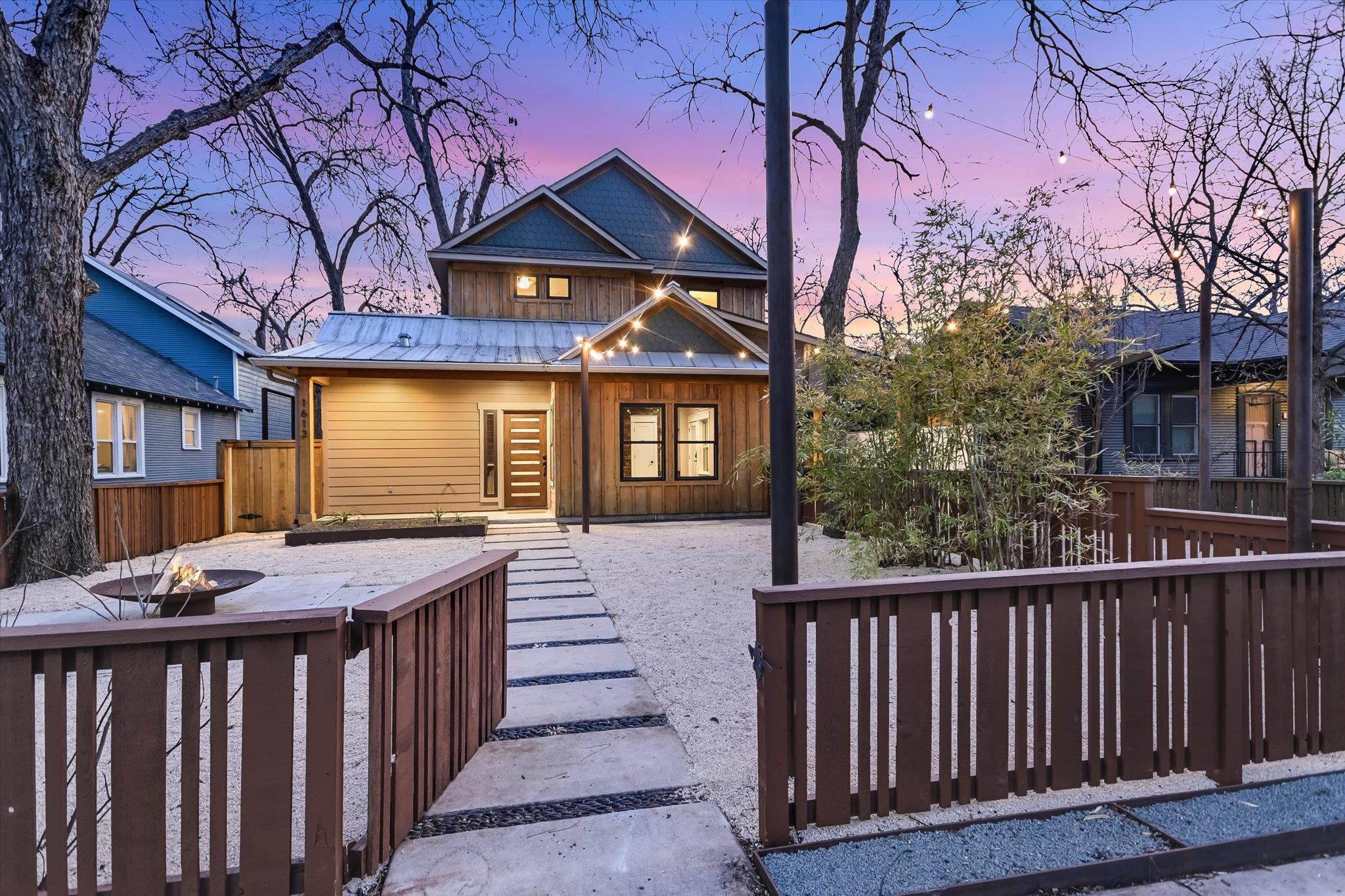 1613 Willow St, Austin, TX 78702