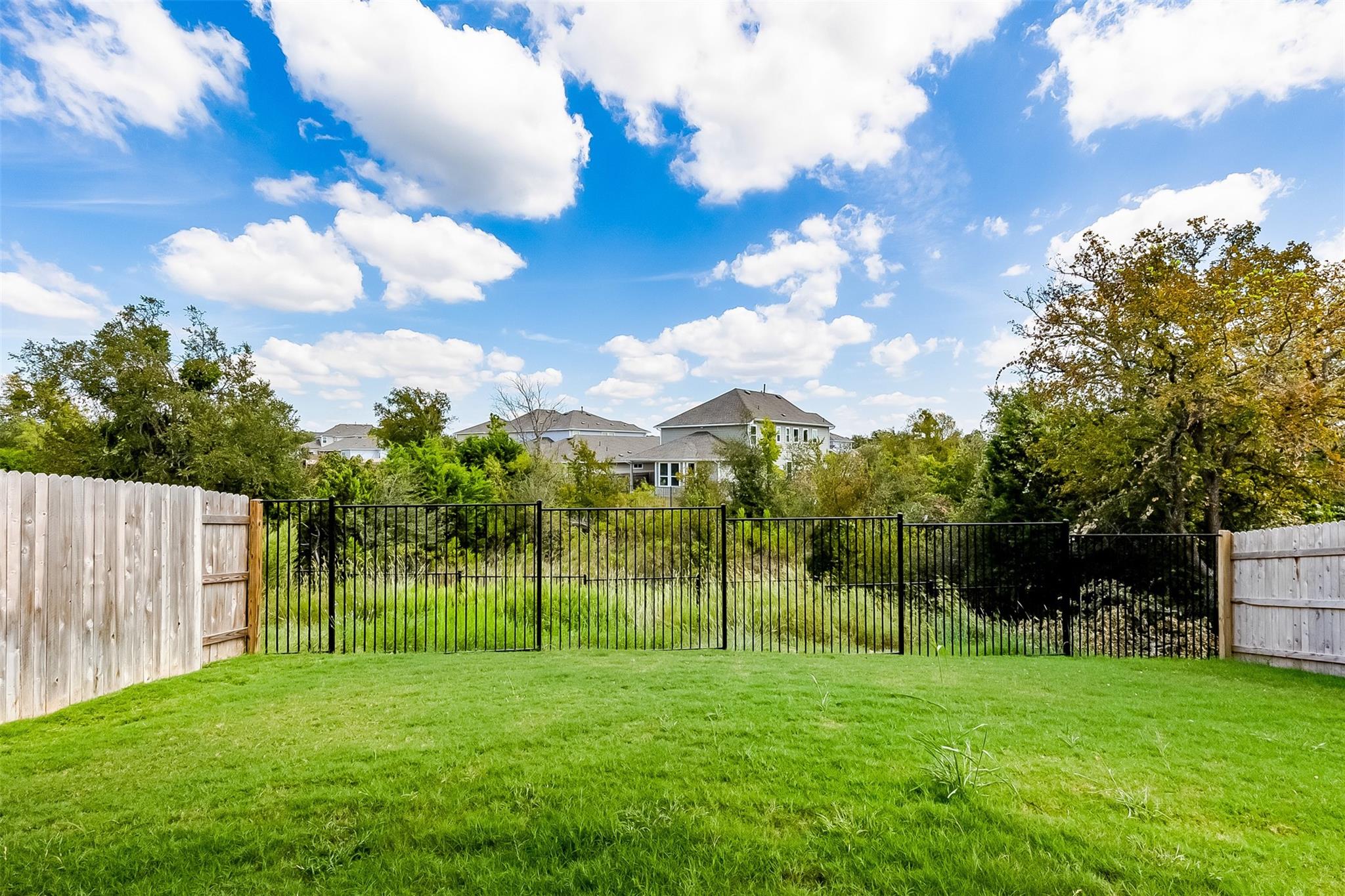 205 Tall Grass Dr, Georgetown, TX 78628