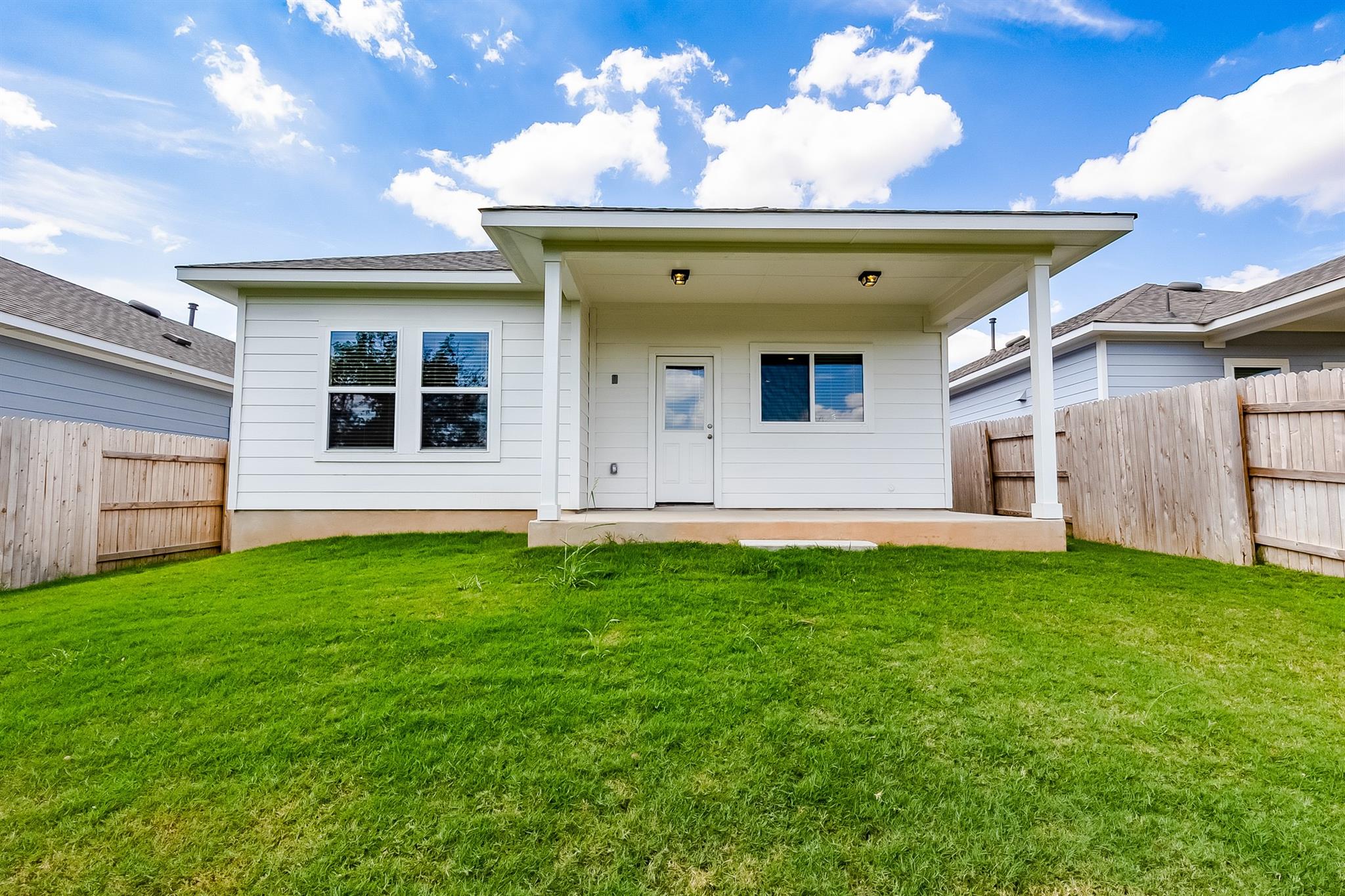 205 Tall Grass Dr, Georgetown, TX 78628