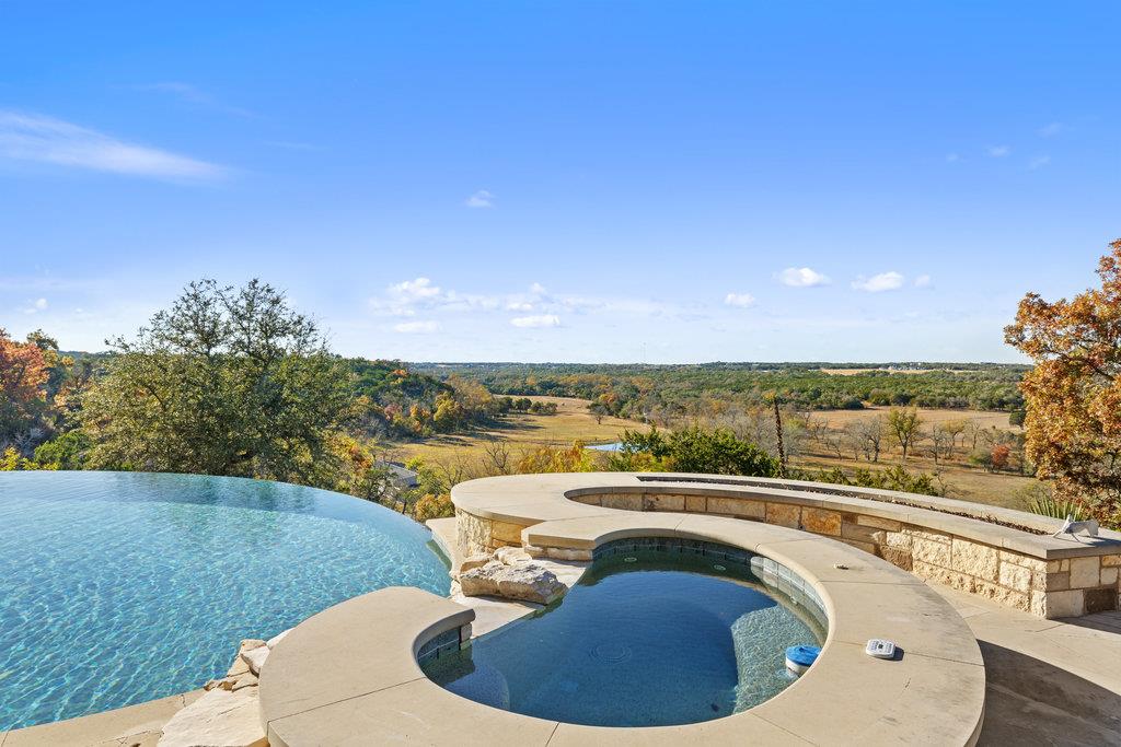 3550 Bell Springs Dr, Dripping Springs, TX 78620