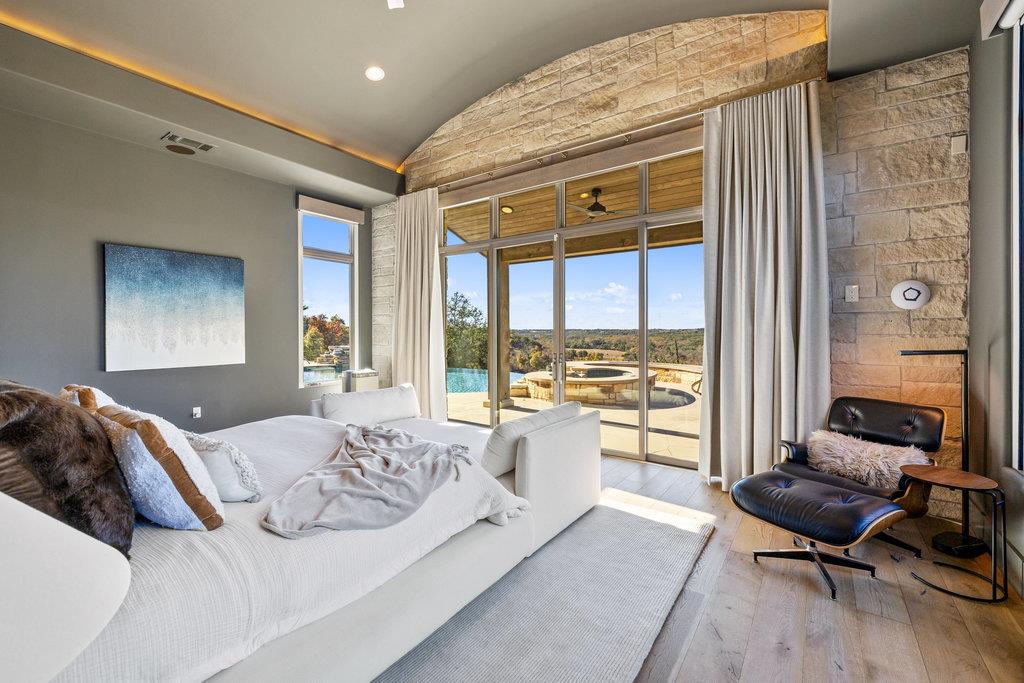 3550 Bell Springs Dr, Dripping Springs, TX 78620