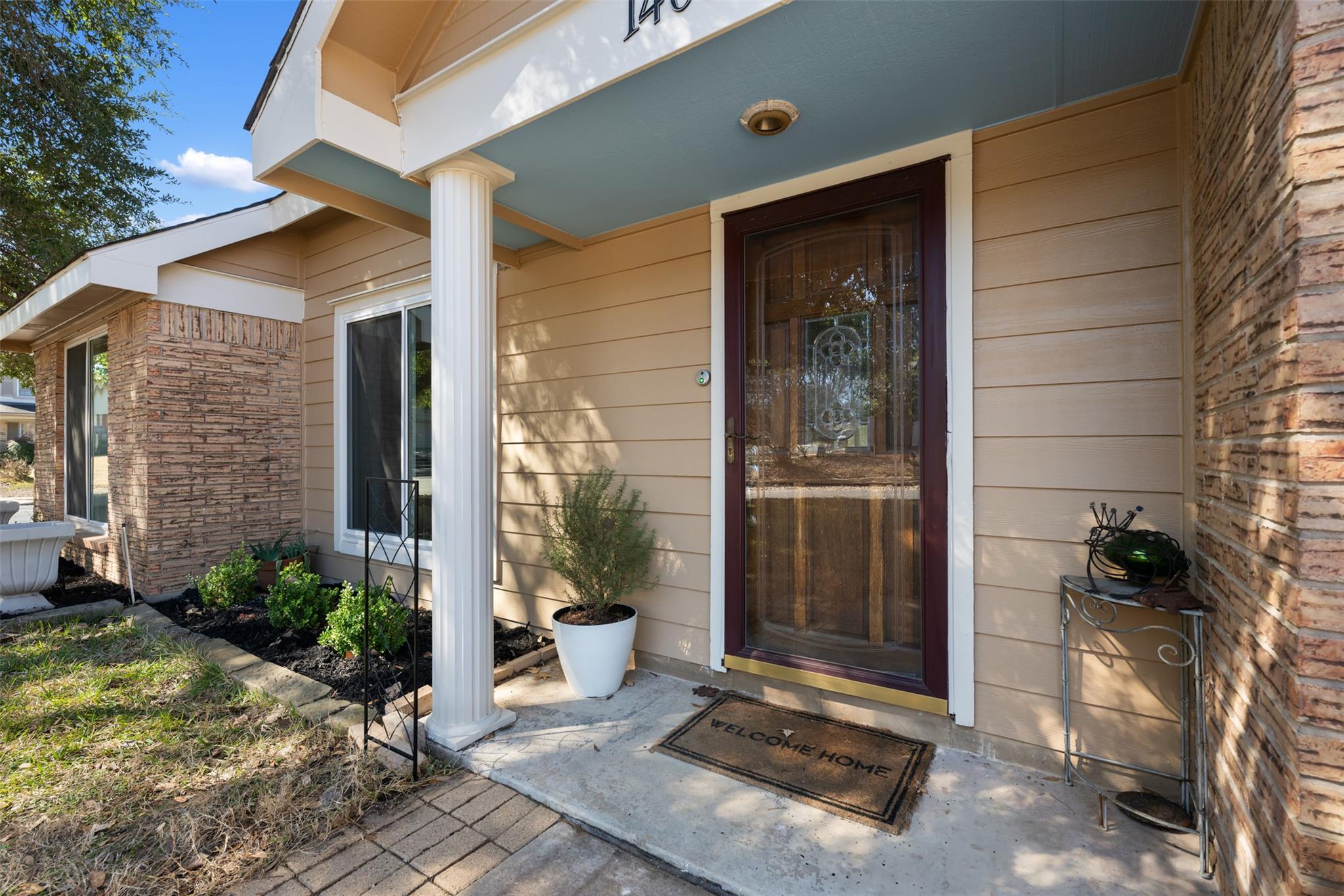 1408 Doonesbury Dr, Austin, TX 78758