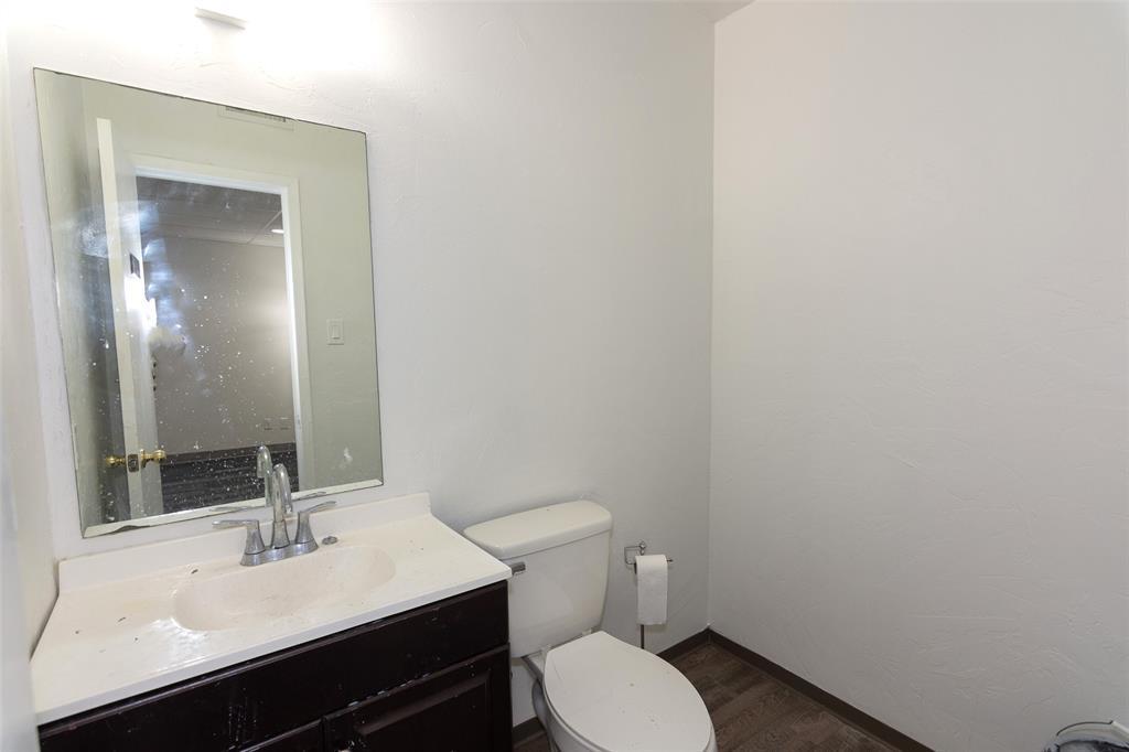 691 La Buena Vista Dr # E, Wimberley, TX 78676