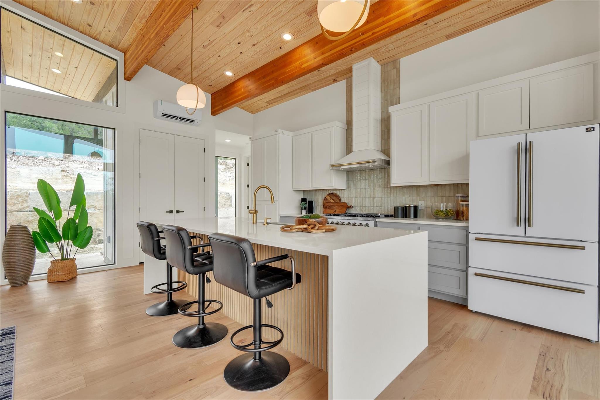 18408 F M Road 1431, Jonestown, TX 78645